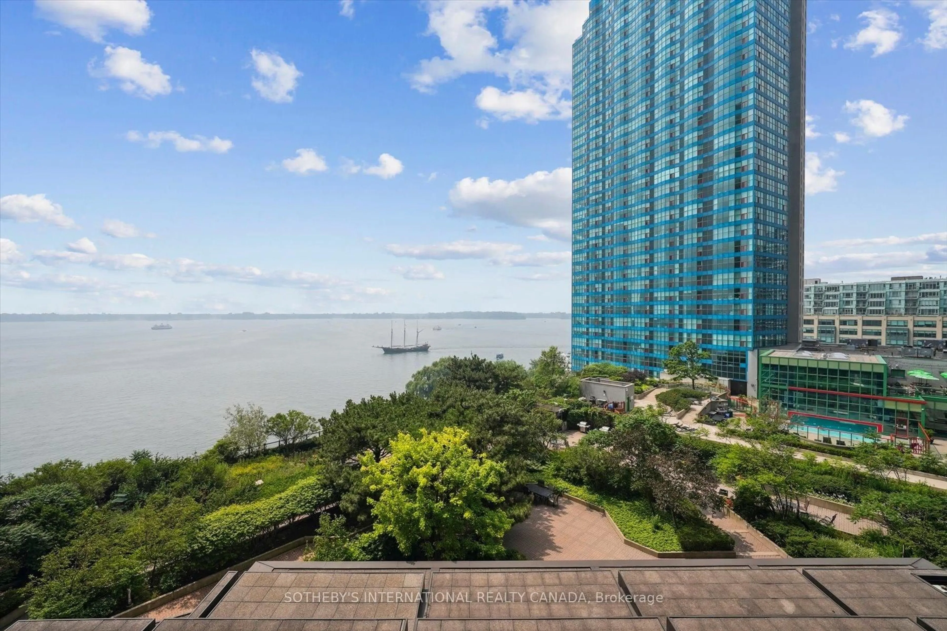 Patio, water/lake/river/ocean view for 65 Harbour Sq #1110, Toronto Ontario M5J 2L4