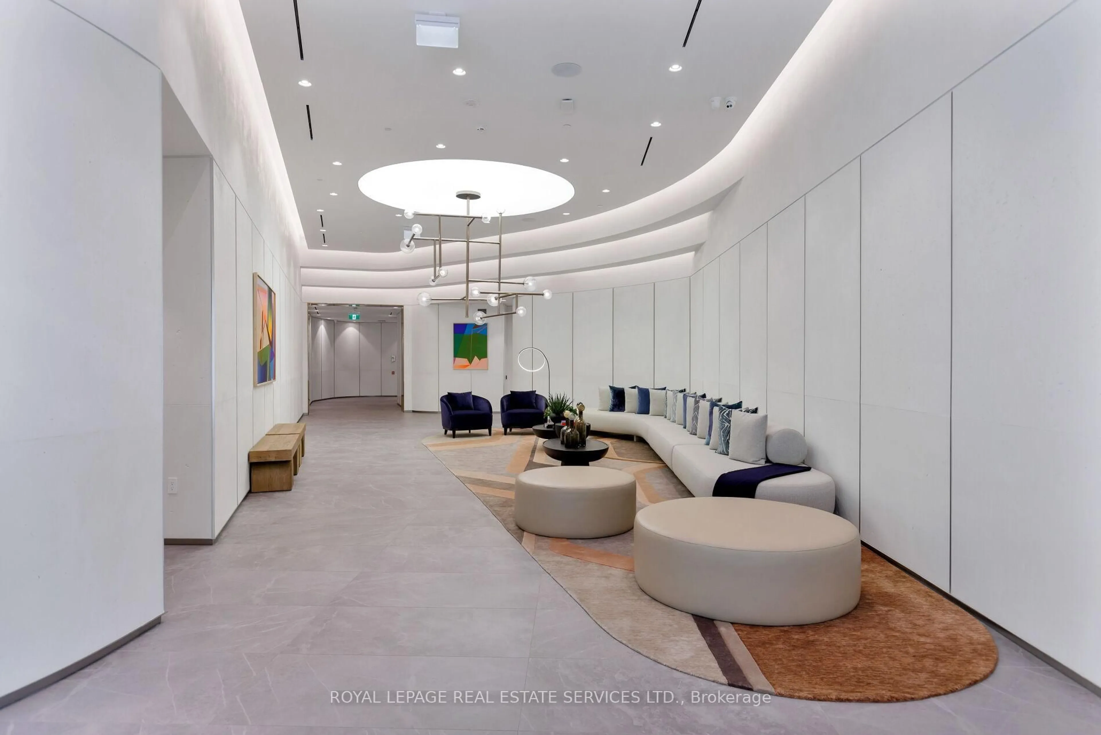 Indoor foyer for 155 Merchants' Wharf #912, Toronto Ontario M5A 0Y4