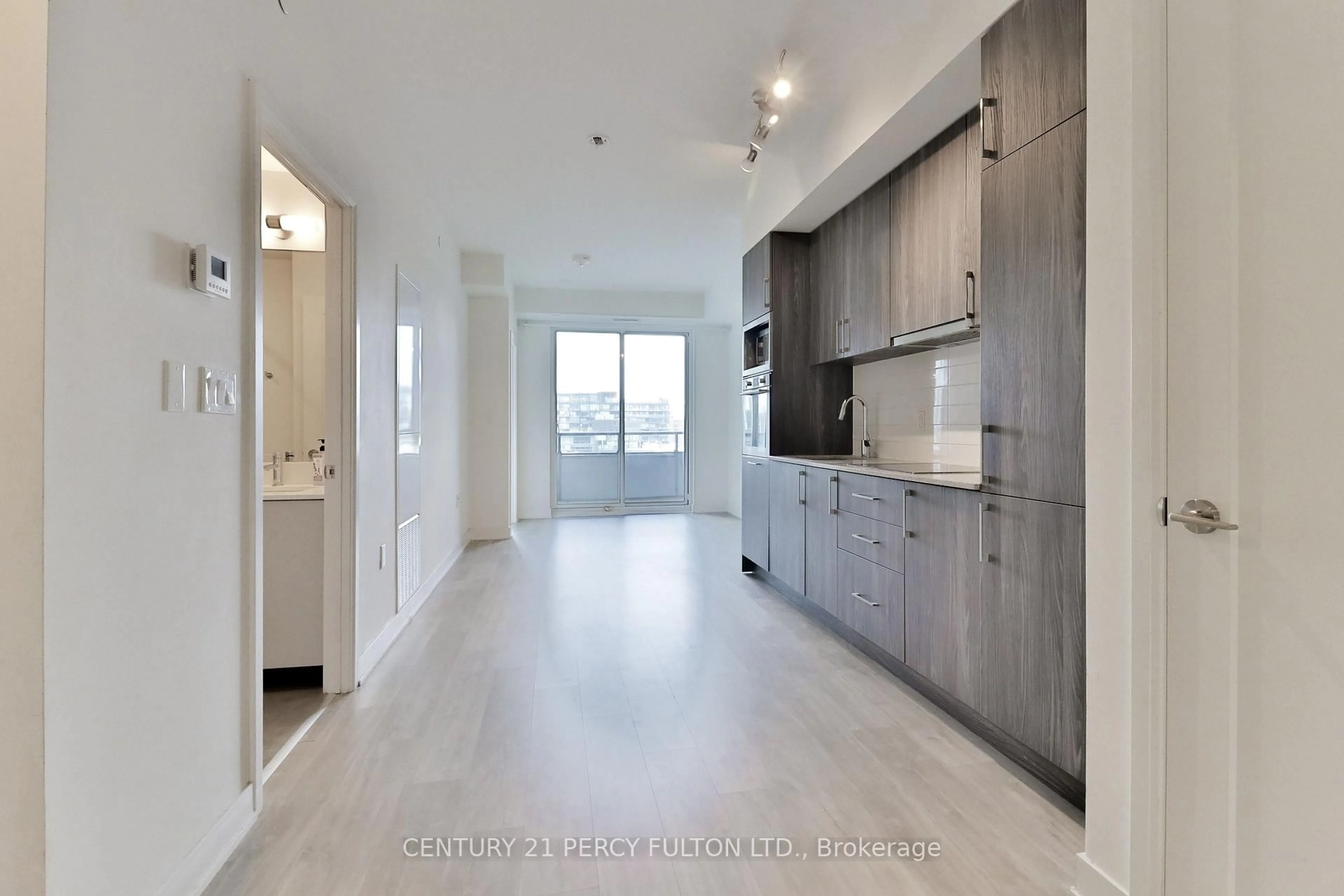 Open concept kitchen, unknown for 576 Front St #1202, Toronto Ontario M5V 1C1