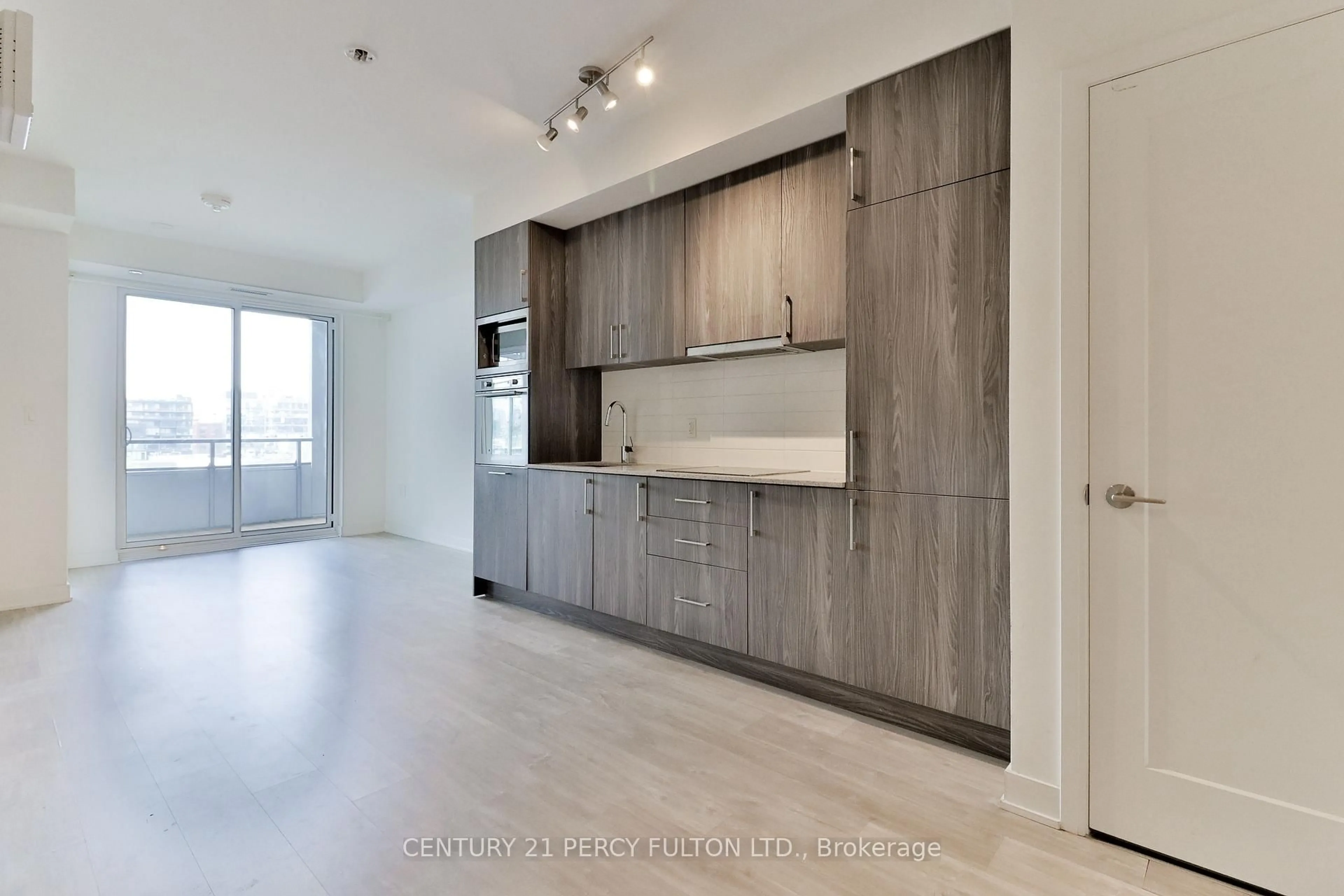 Open concept kitchen, unknown for 576 Front St #1202, Toronto Ontario M5V 1C1