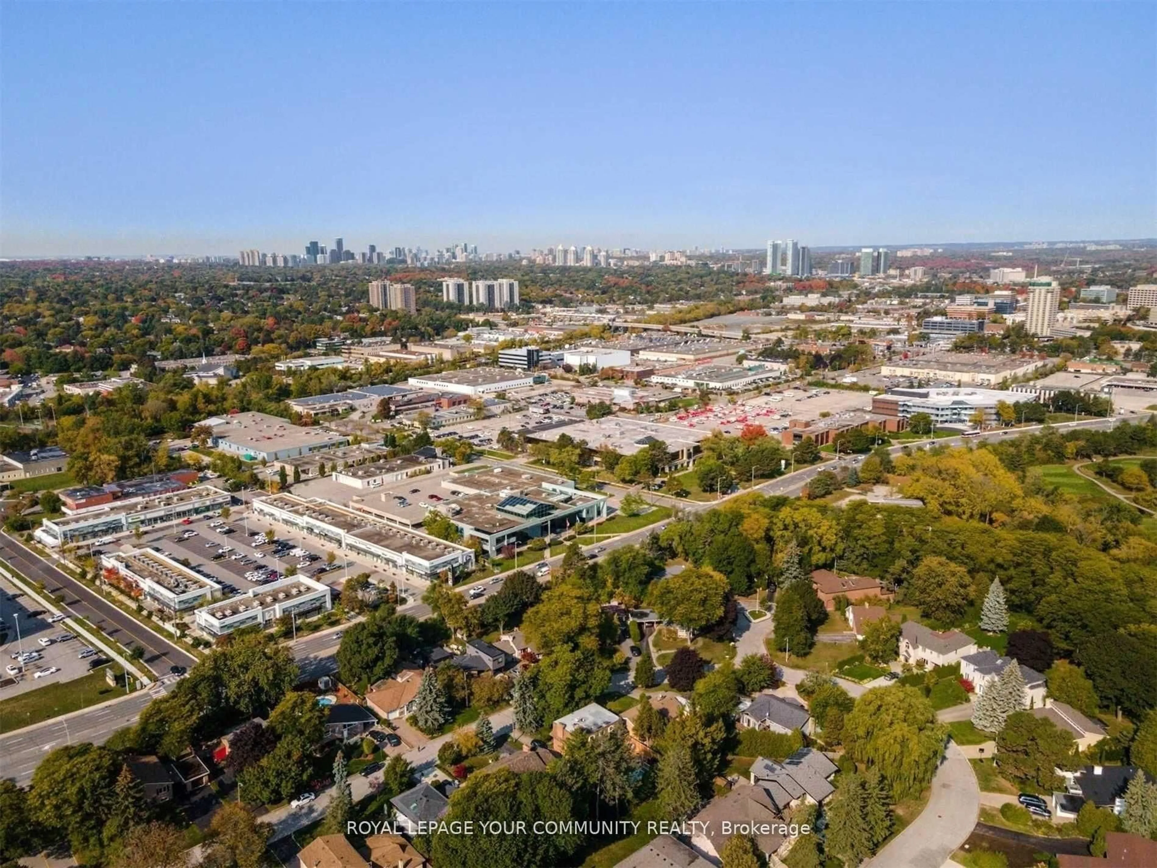 A pic from outside/outdoor area/front of a property/back of a property/a pic from drone, city buildings view from balcony for 1 Yewfield Cres, Toronto Ontario M3B 2Y4