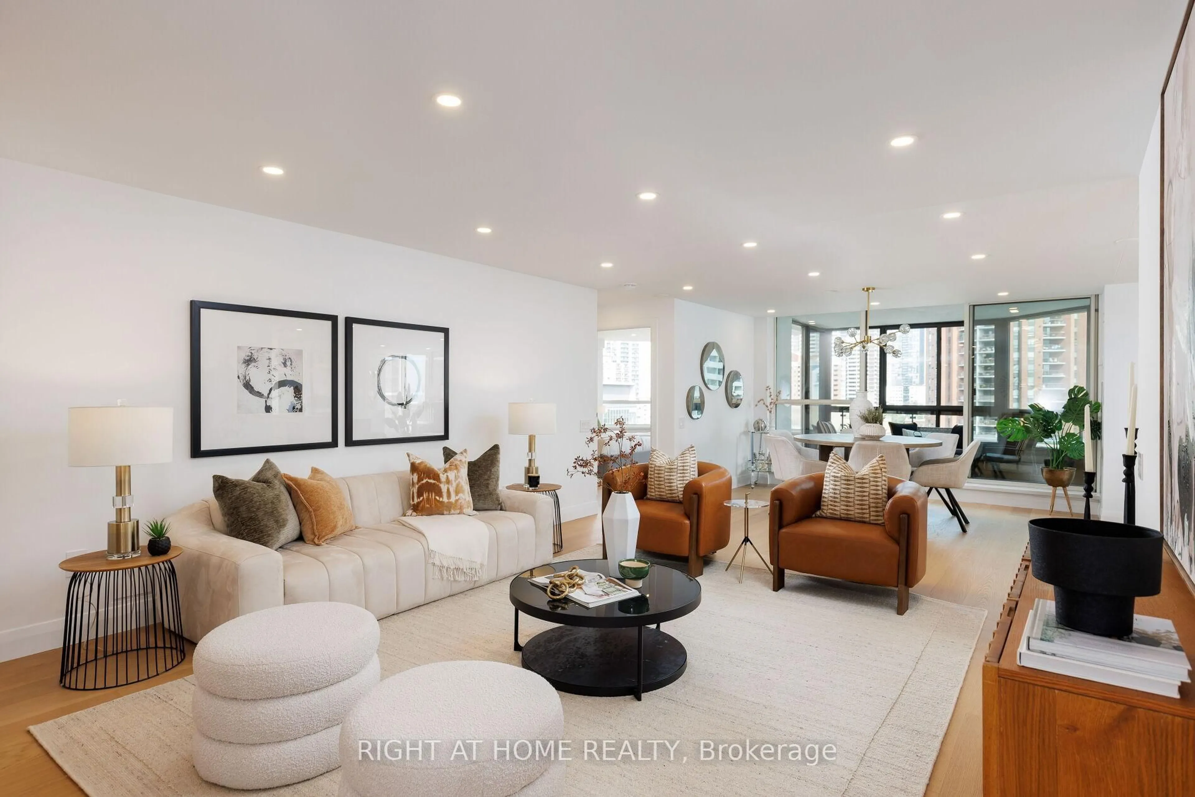 Living room with furniture, unknown for 130 Carlton St #1403, Toronto Ontario M5A 4K3