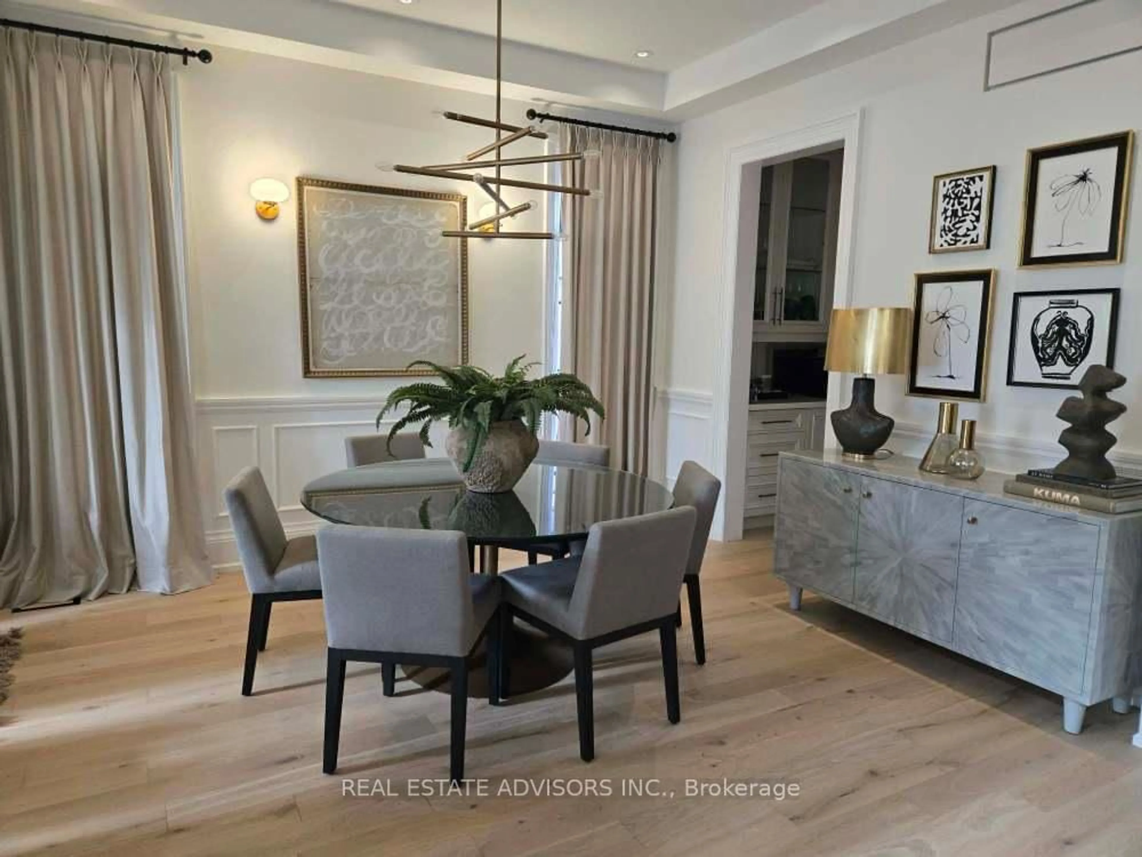 Dining room, unknown for 20 Arrowstook Rd, Toronto Ontario M2K 1J9