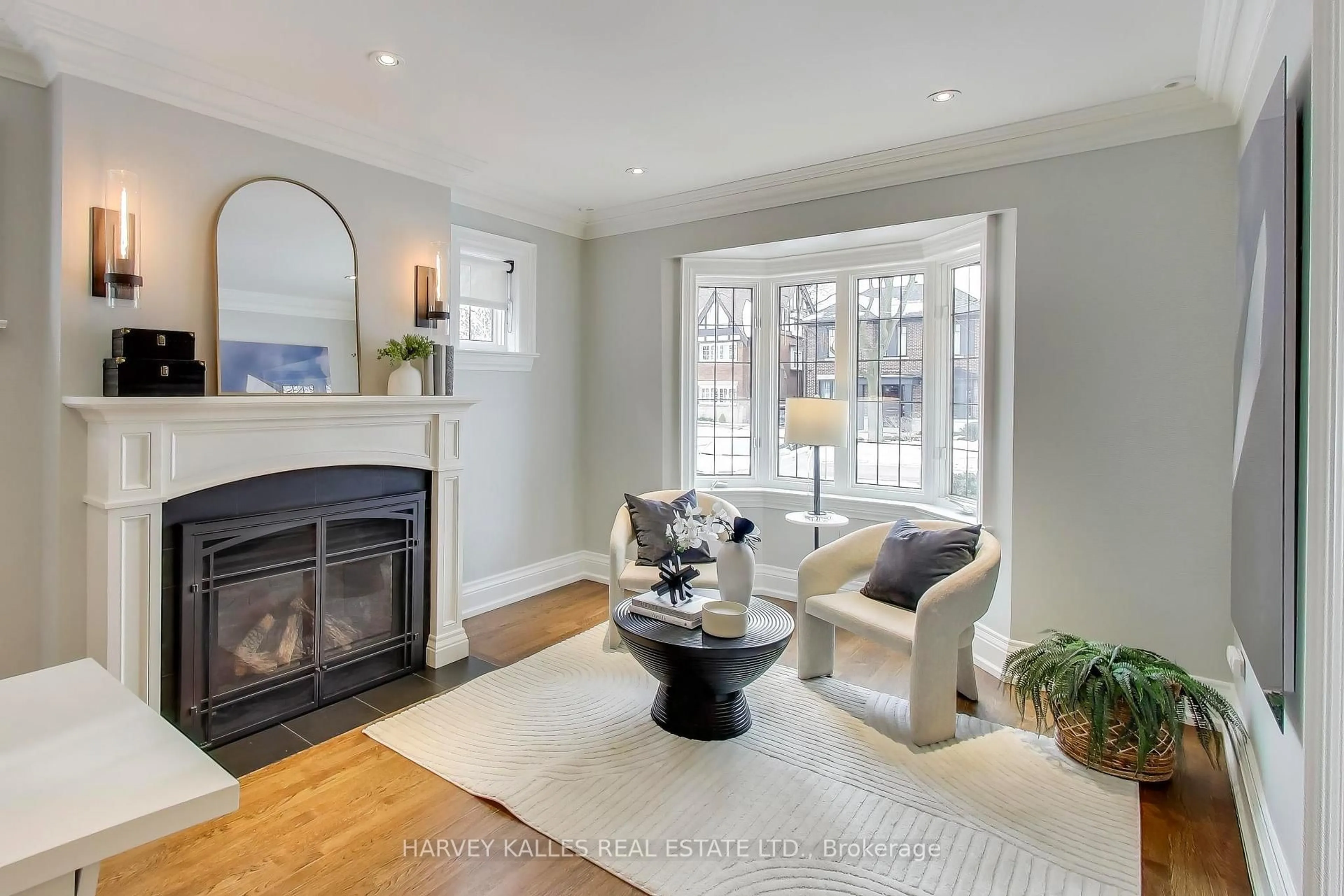 Living room with furniture, unknown for 72 Cheritan Ave, Toronto Ontario M4R 1S6