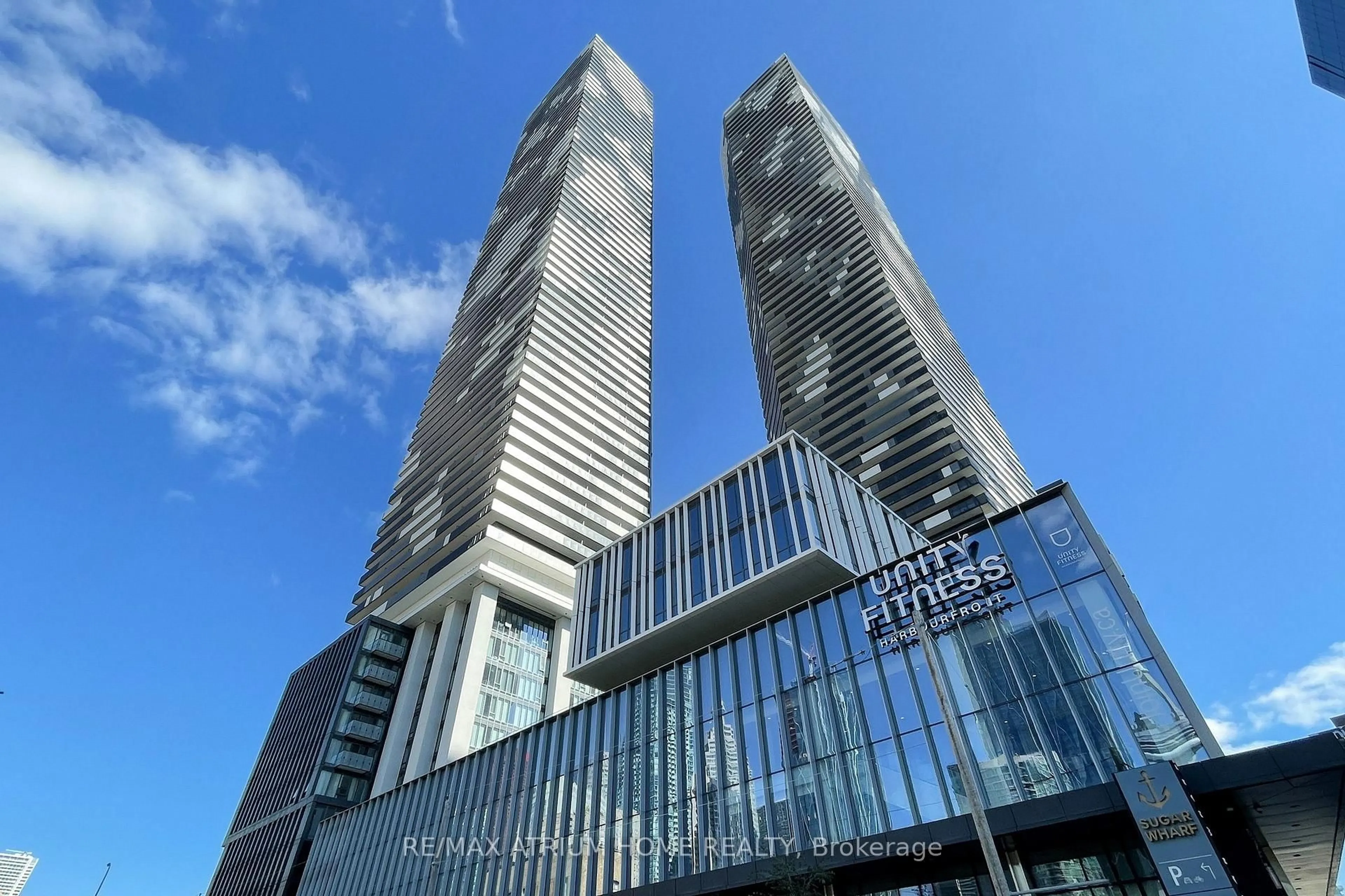 Indoor foyer for 55 Cooper St #5910, Toronto Ontario M5E 0G1