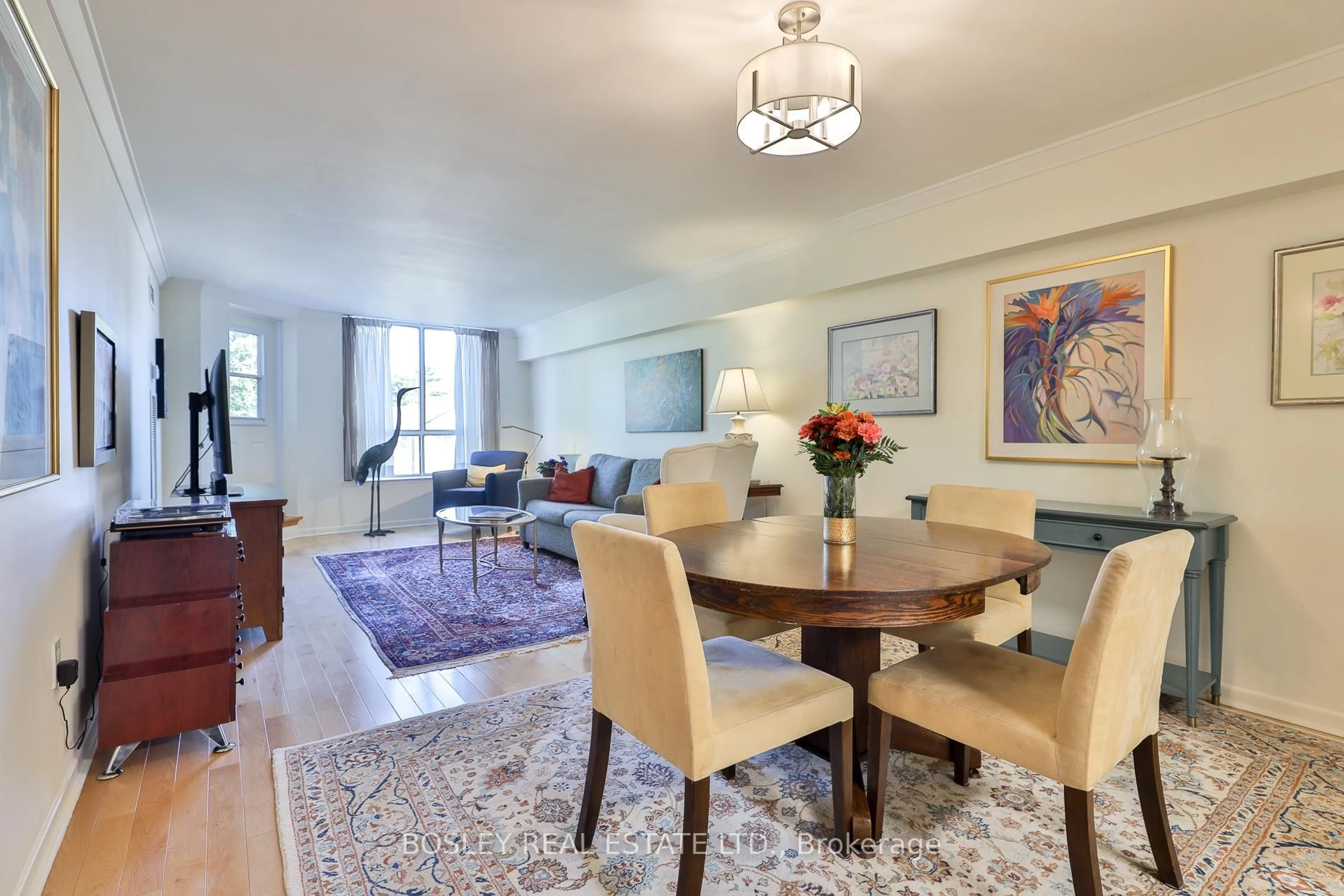 Living room with furniture, unknown for 955 Millwood Rd #408, Toronto Ontario M4G 4E3