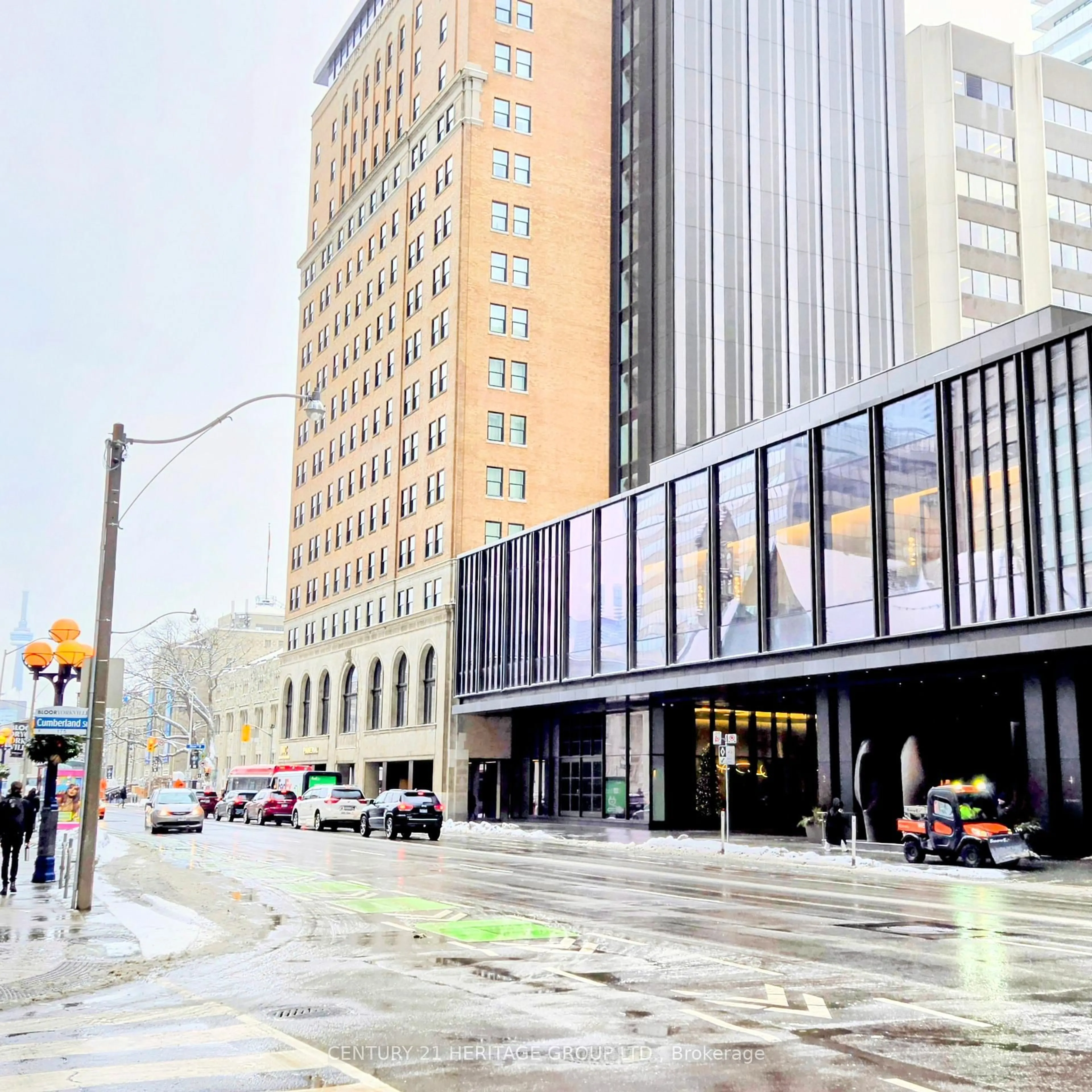 Unknown for 188 Cumberland St #412, Toronto Ontario M5R 0B6