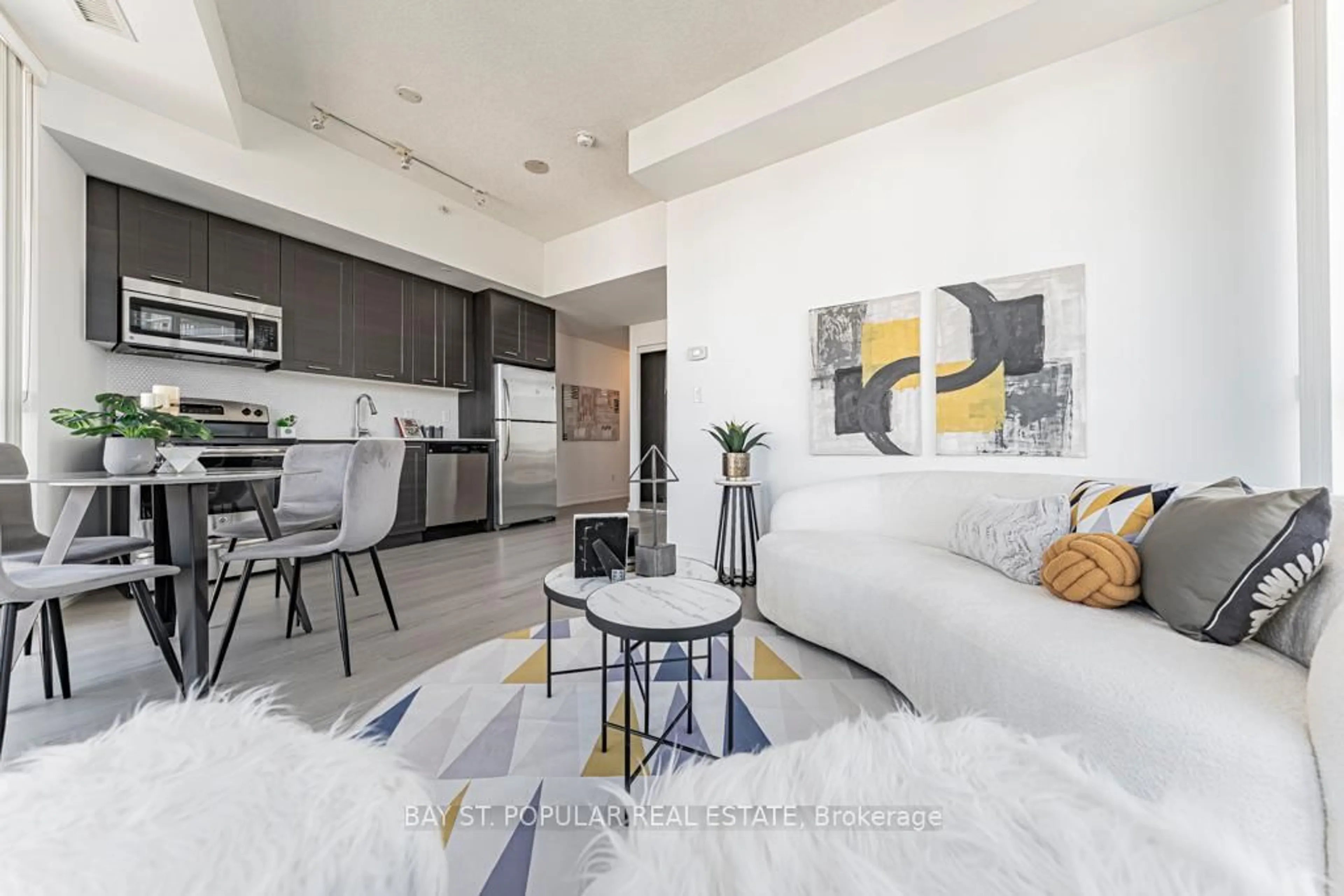 Unknown for 20 Bruyeres Mews #1503, Toronto Ontario M5V 0G8