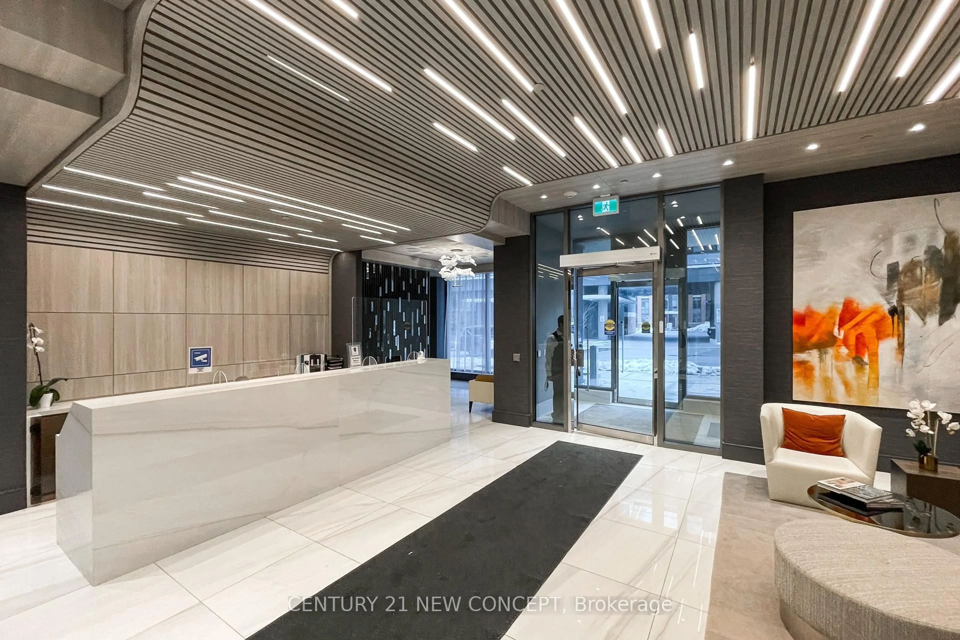 Indoor foyer for 75 Canterbury Pl #603, Toronto Ontario M2N 0L2