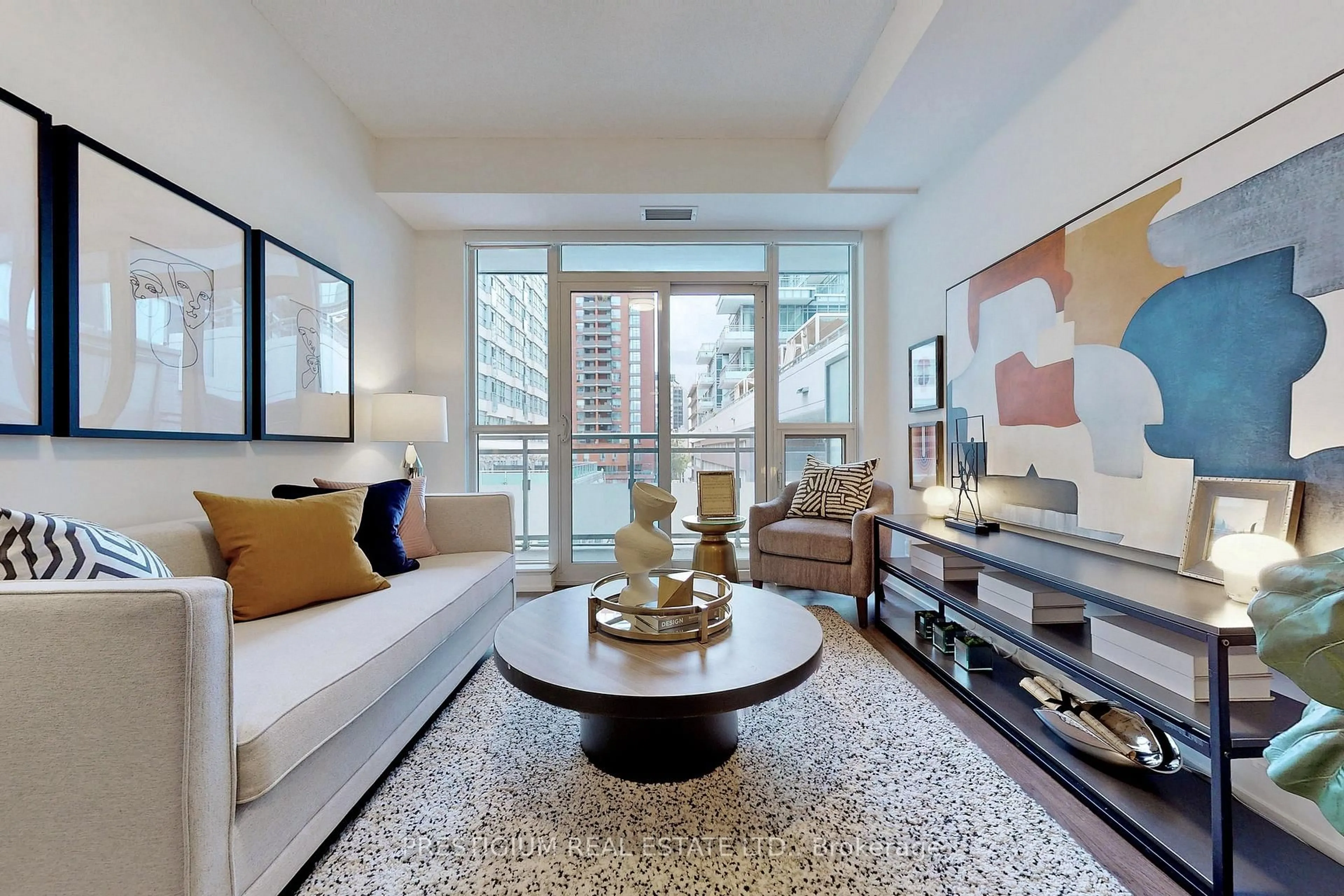 Living room with furniture, unknown for 98 Lillian St #314, Toronto Ontario M4S 0A5