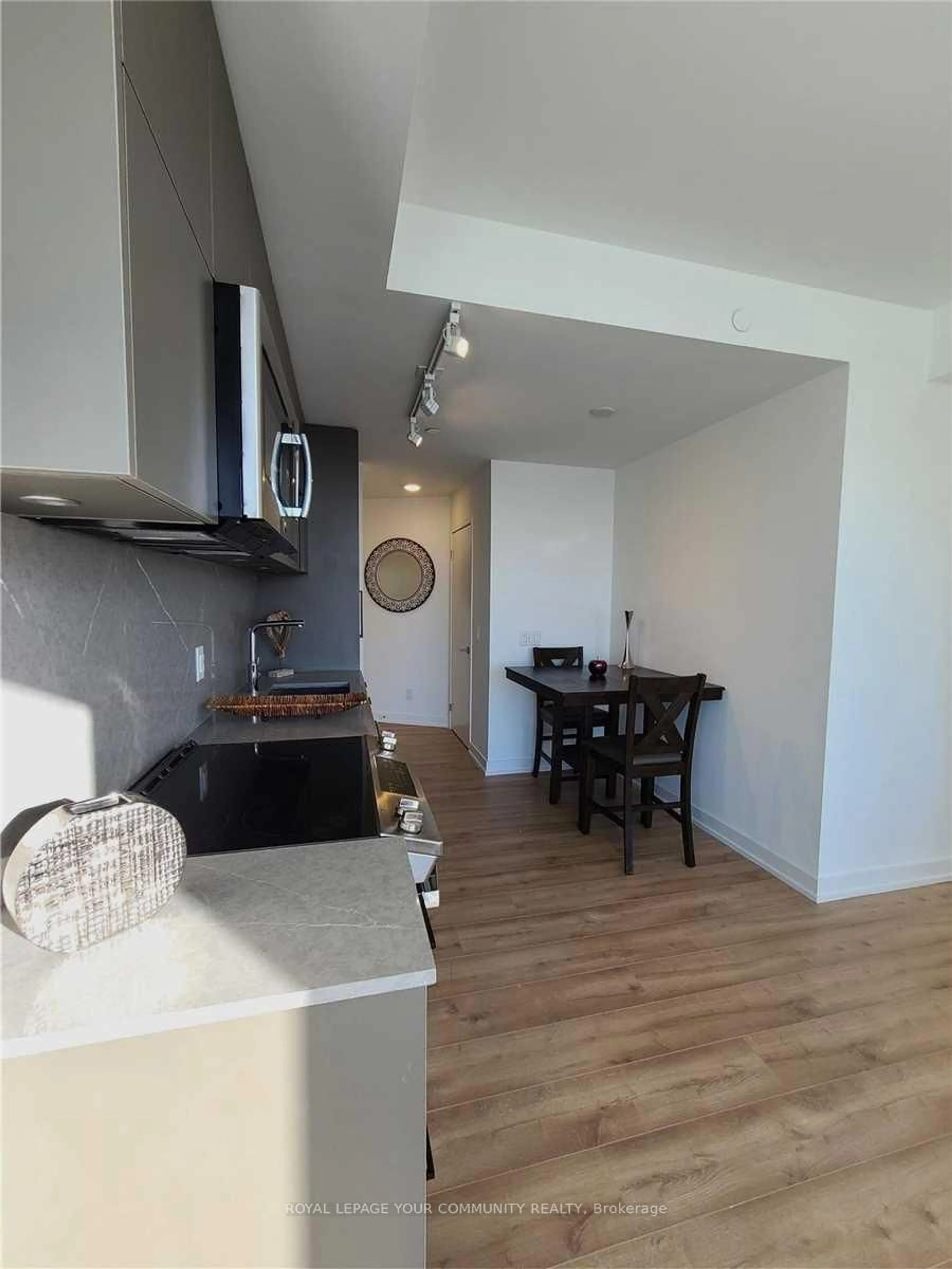 Unknown for 135 East Liberty St #1503, Toronto Ontario M6K 0G7