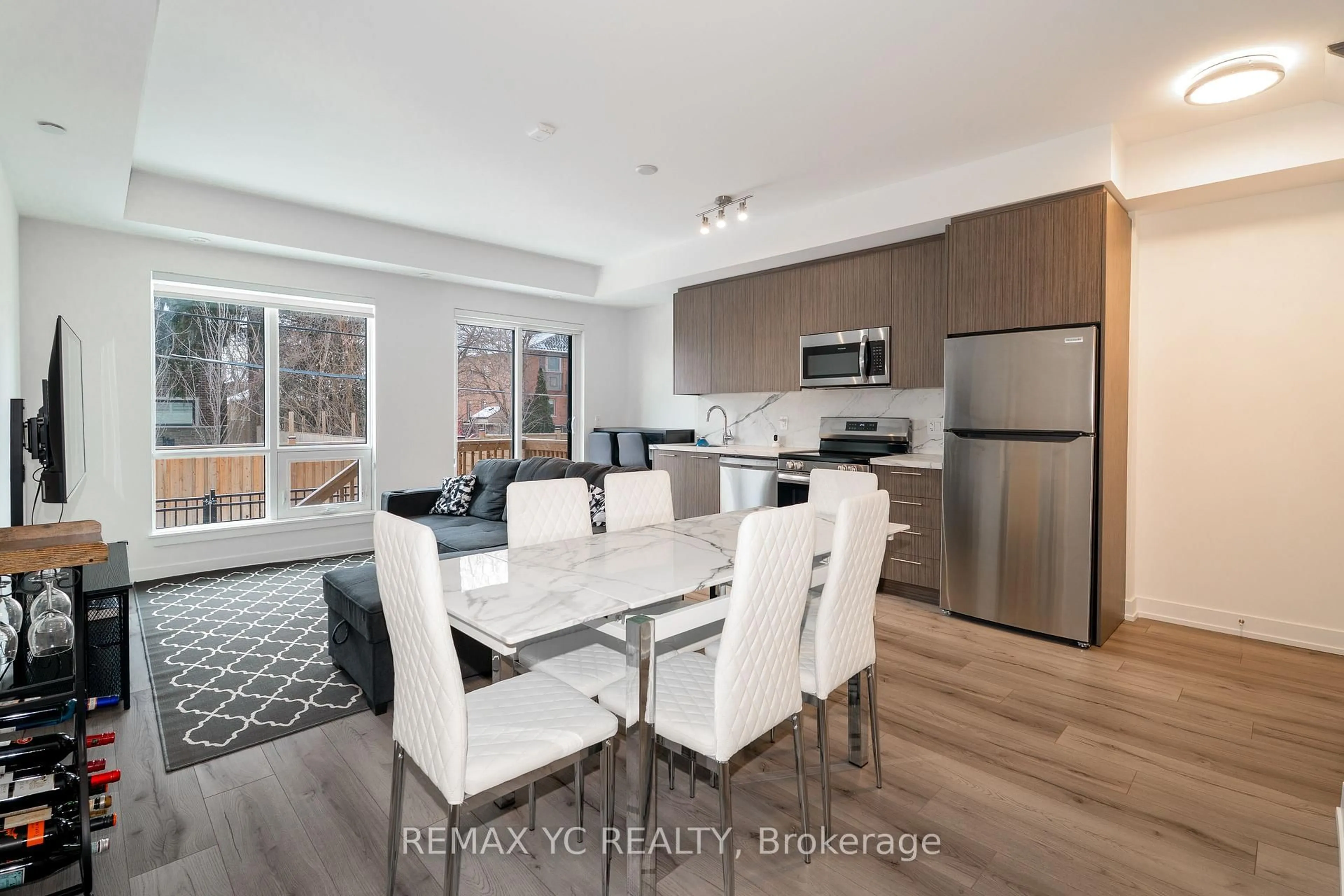 Open concept kitchen, unknown for 851 Sheppard Ave #TH20, Toronto Ontario M3H 0G2