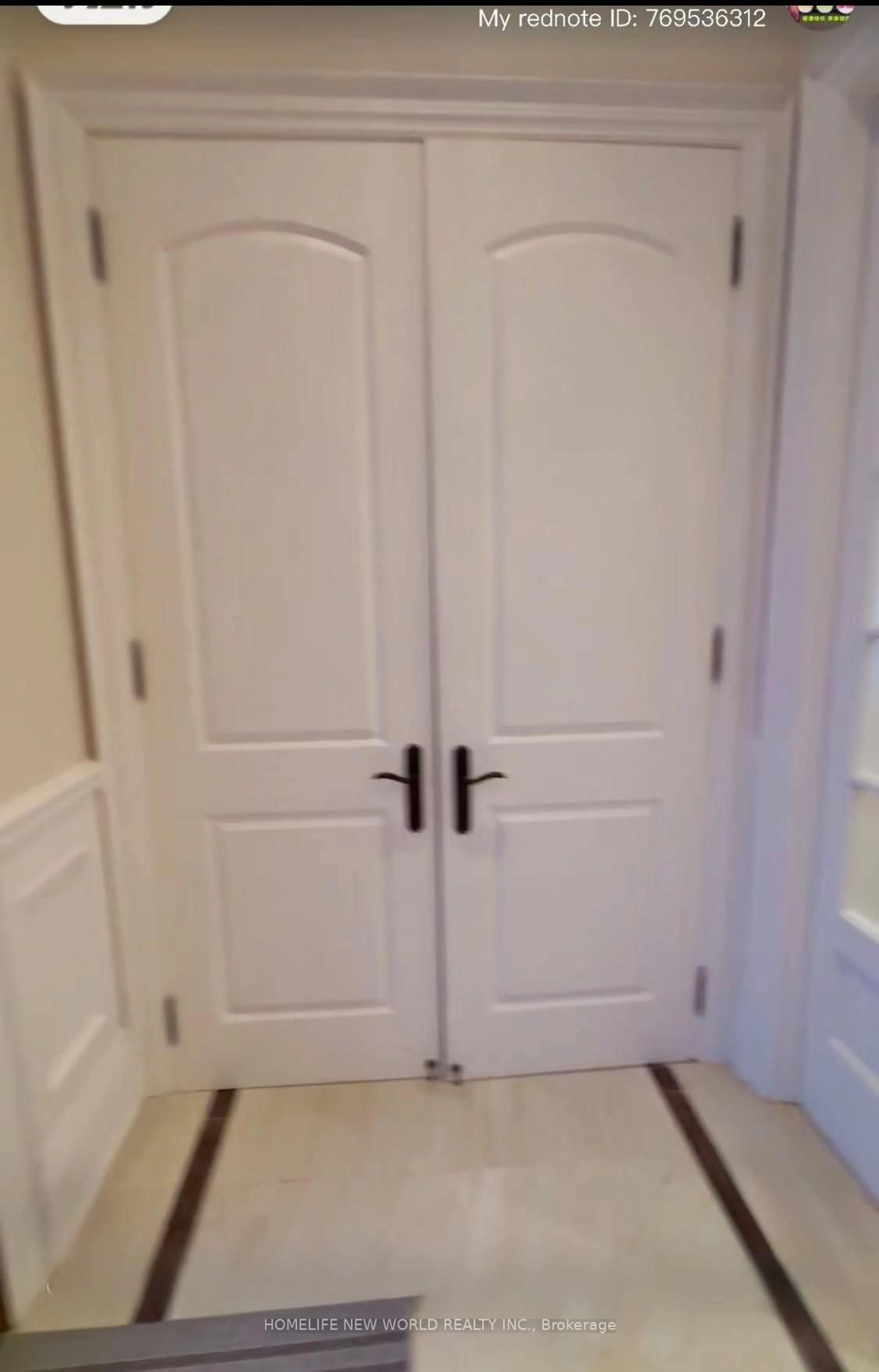 Indoor entryway for 193 Bogert Ave, Toronto Ontario M2N 1L1