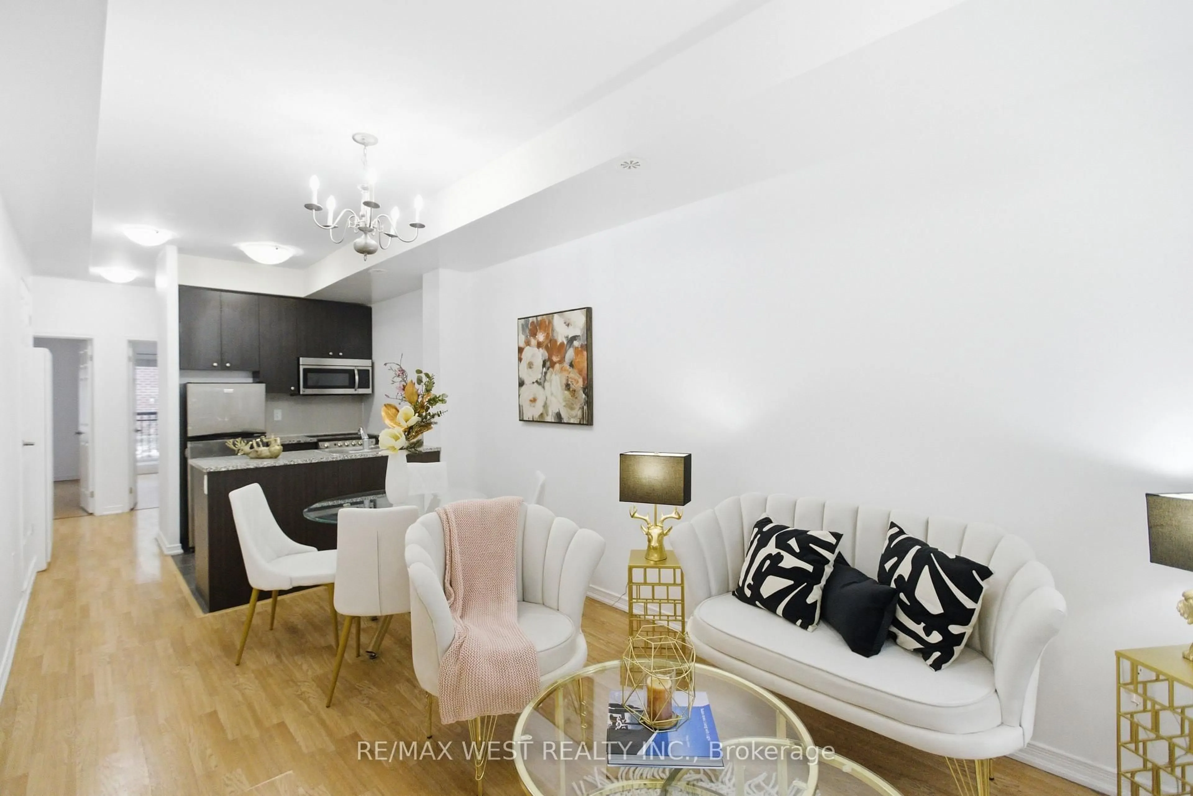 Unknown for 19 Coneflower Cres #254, Toronto Ontario M2R 0B5