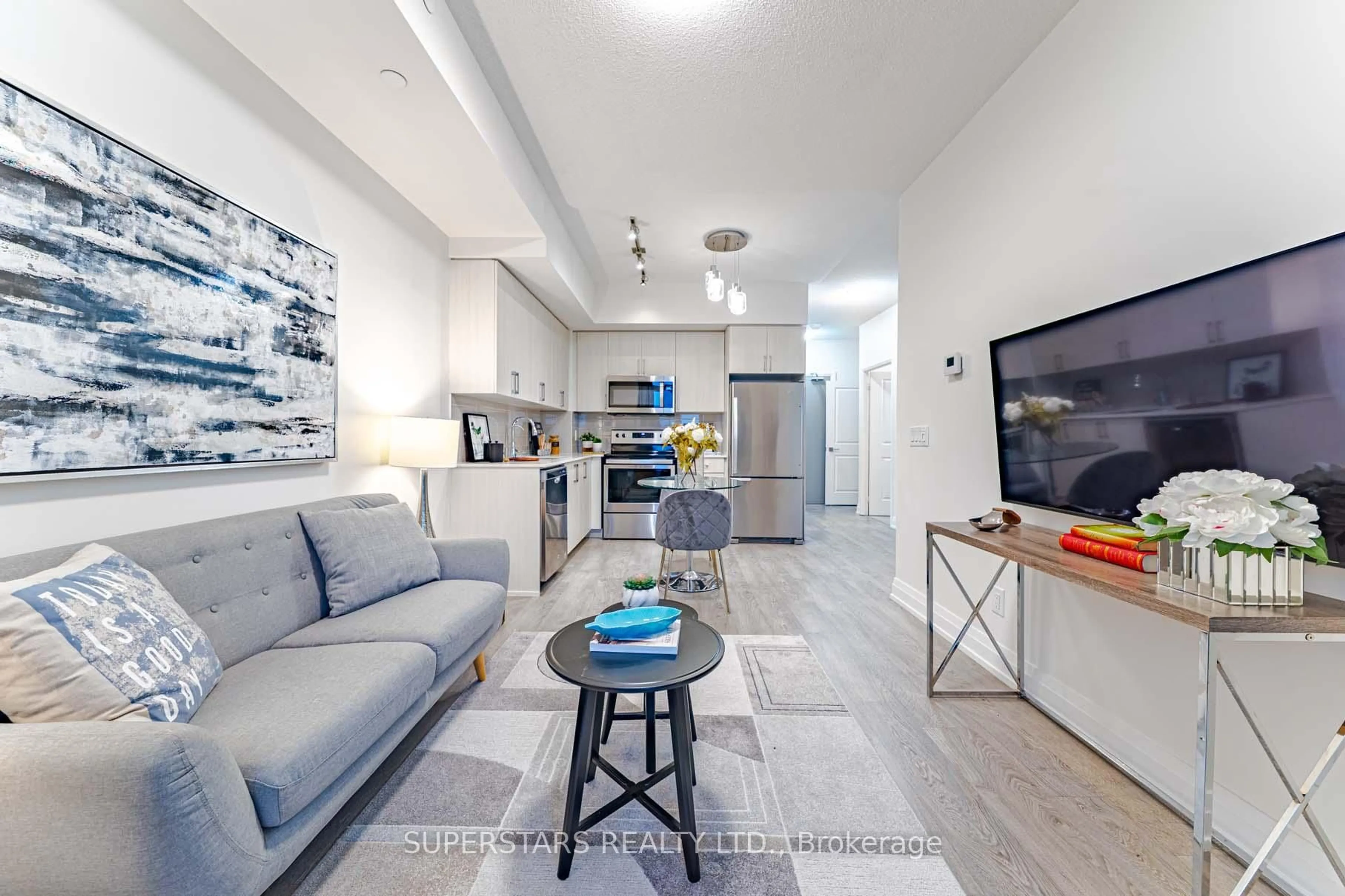 Open concept kitchen, unknown for 591 Sheppard Ave #525, Toronto Ontario M2K 0G2