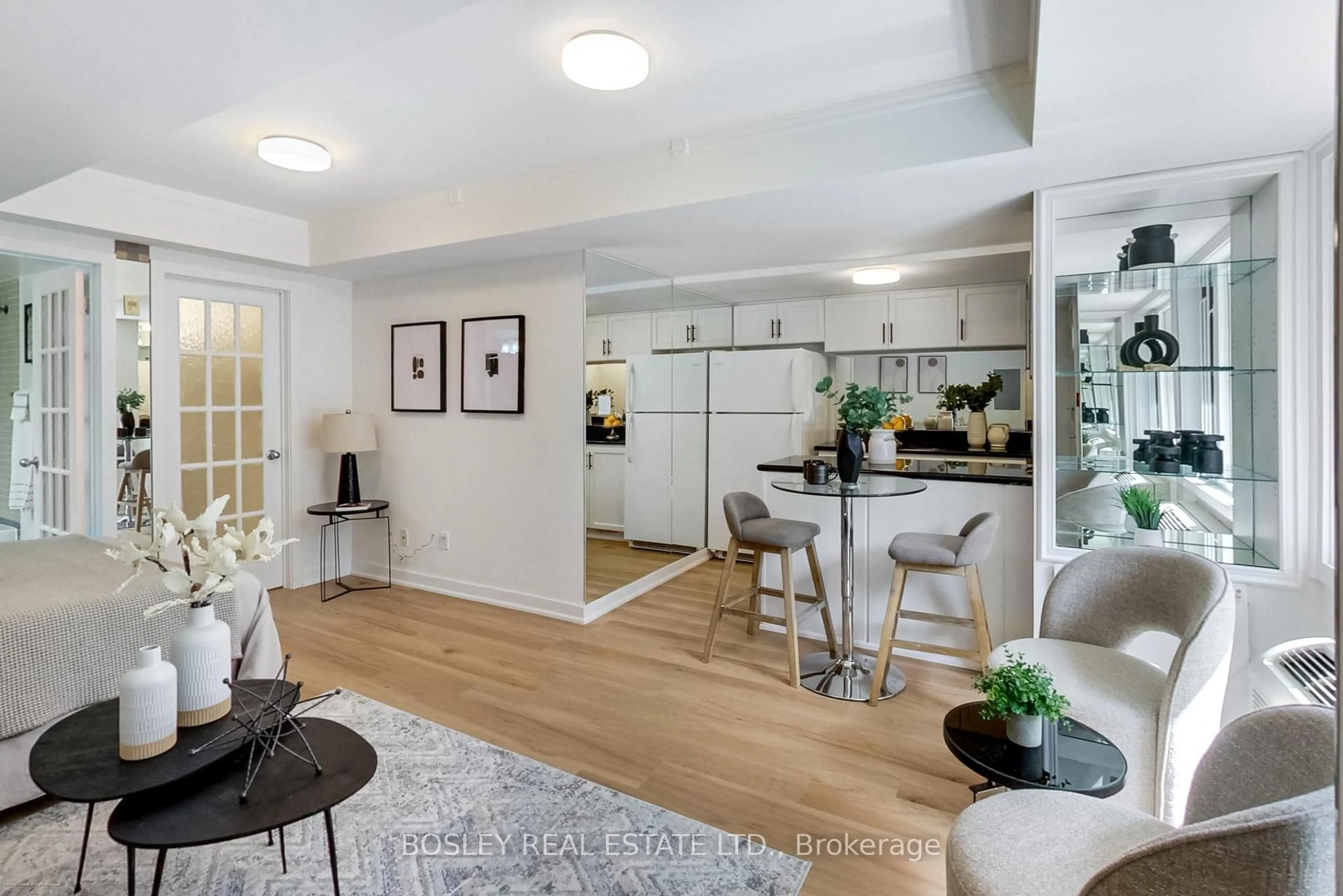 Open concept kitchen, unknown for 21 Earl St #L1, Toronto Ontario M4M 3C8