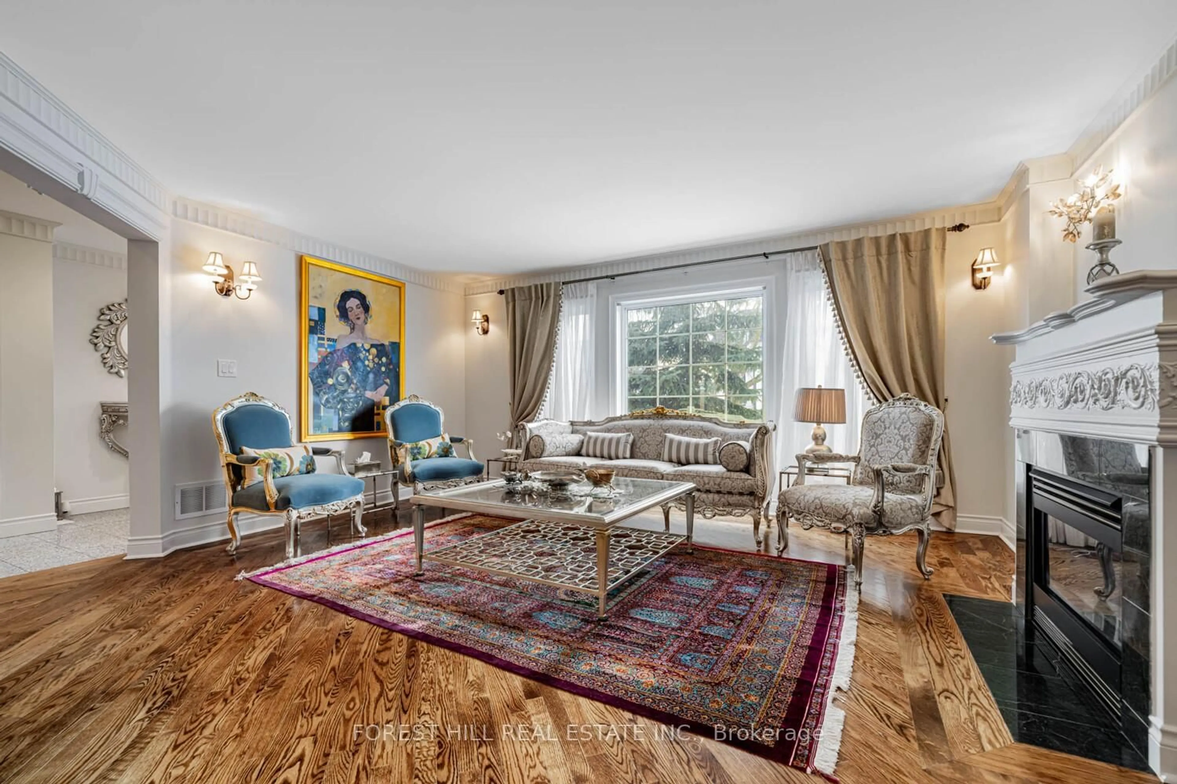 Living room with furniture, unknown for 162 Goulding Ave, Toronto Ontario M2M 1L7