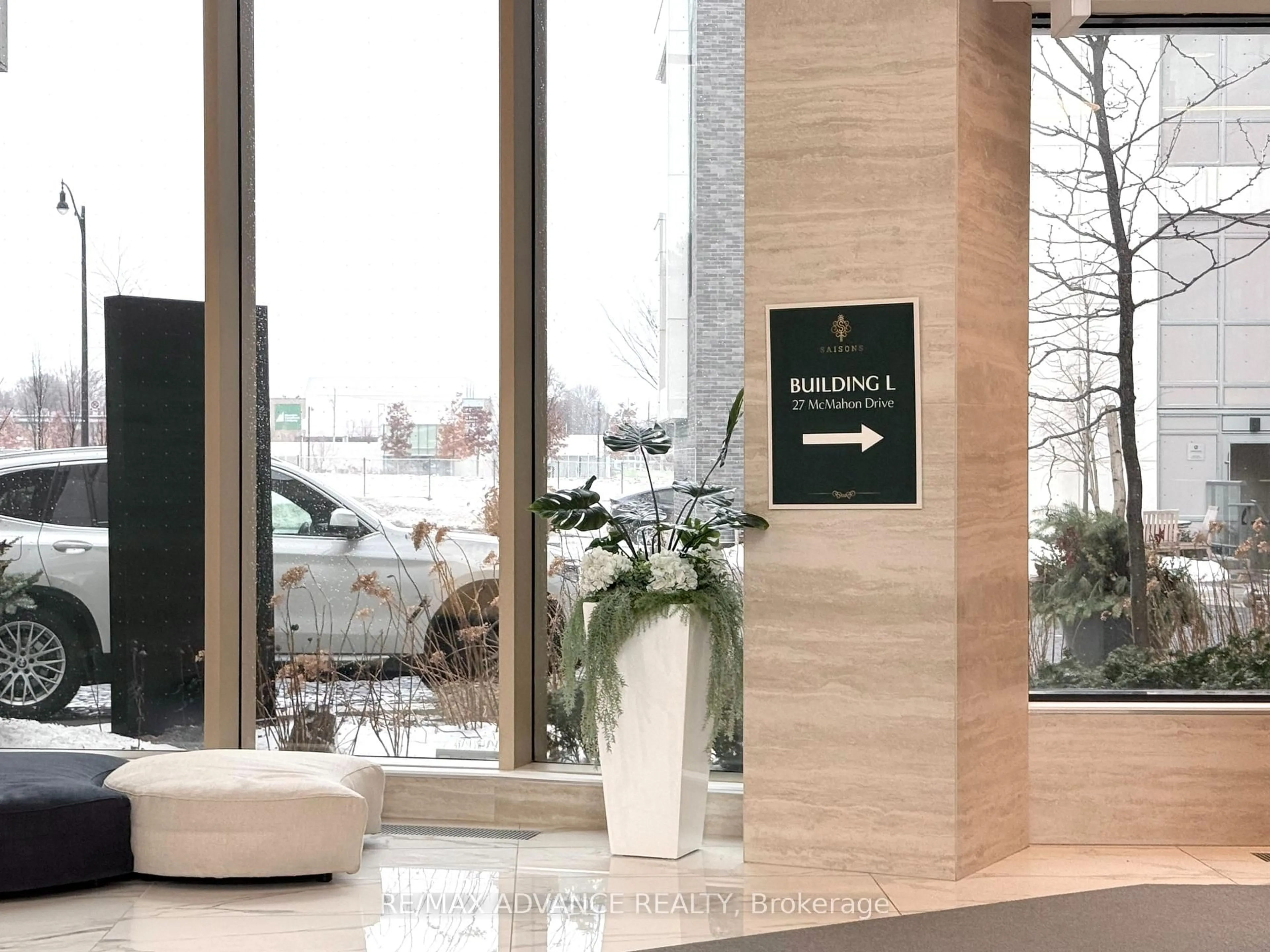 Unknown for 27 McMahon Dr #1609, Toronto Ontario M2K 0J2