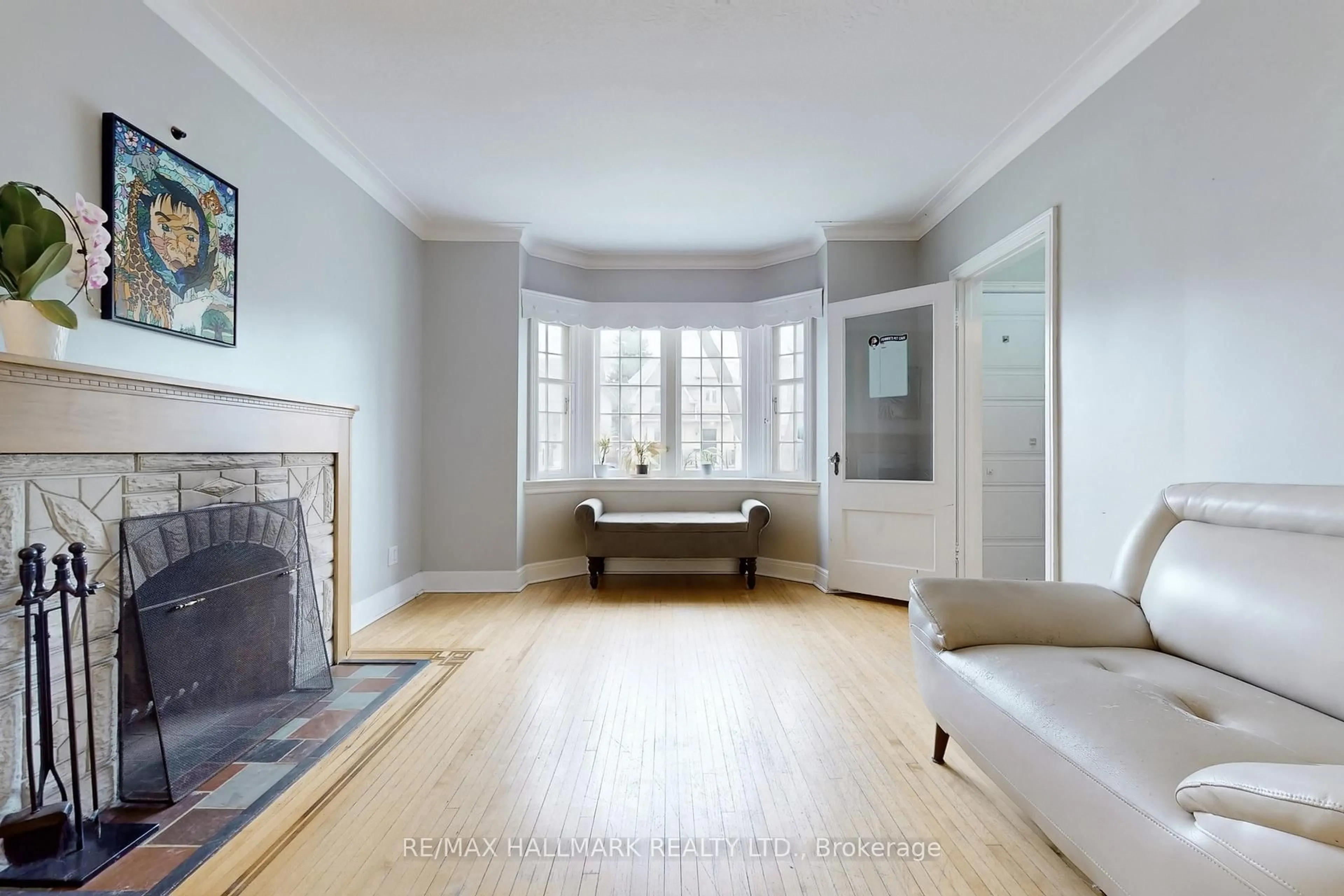 Living room with furniture, unknown for 290 Laird Dr, Toronto Ontario M4G 3X5