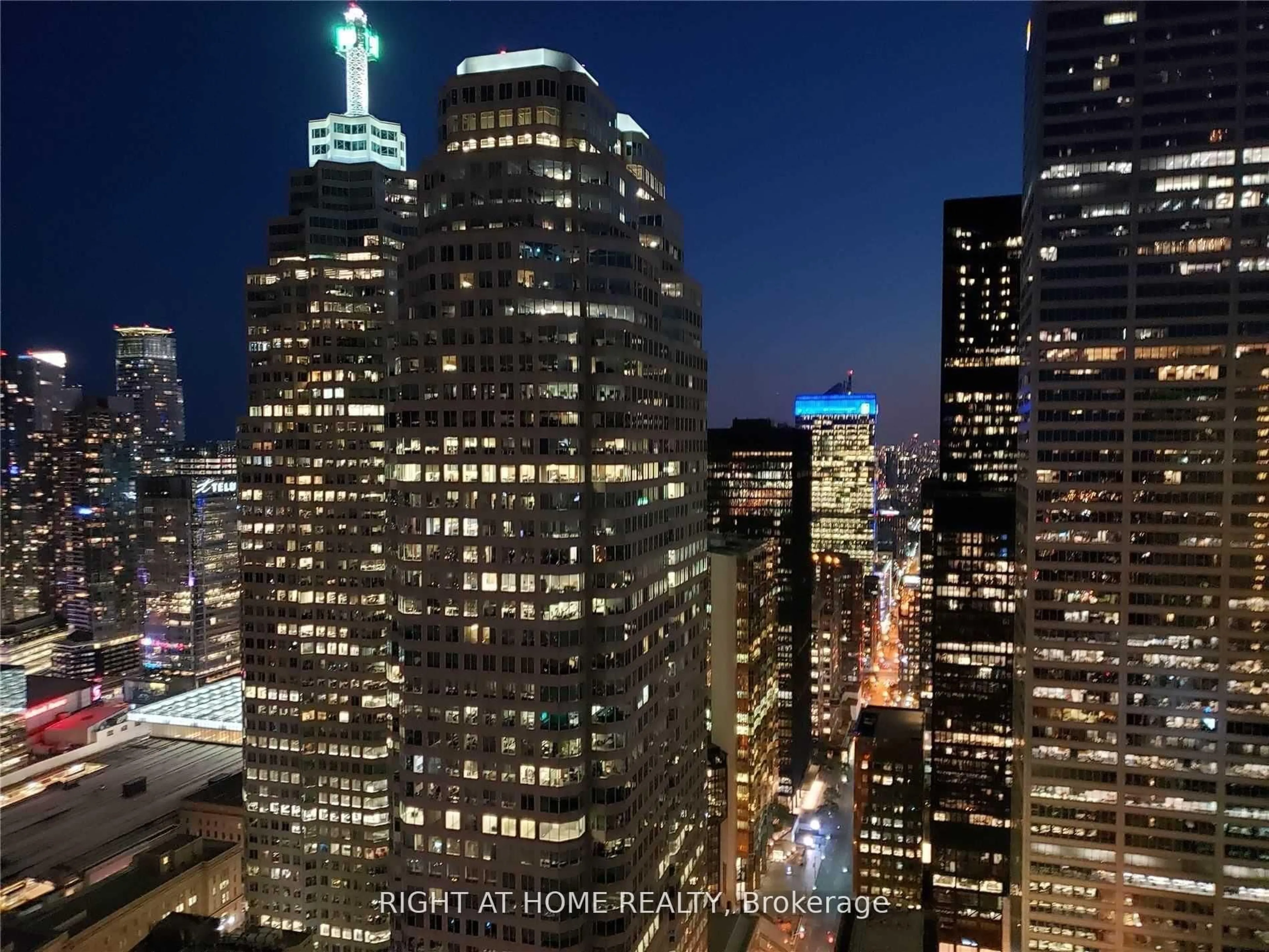 A pic of a room for 88 Scott St #4707, Toronto Ontario M5E 0A9