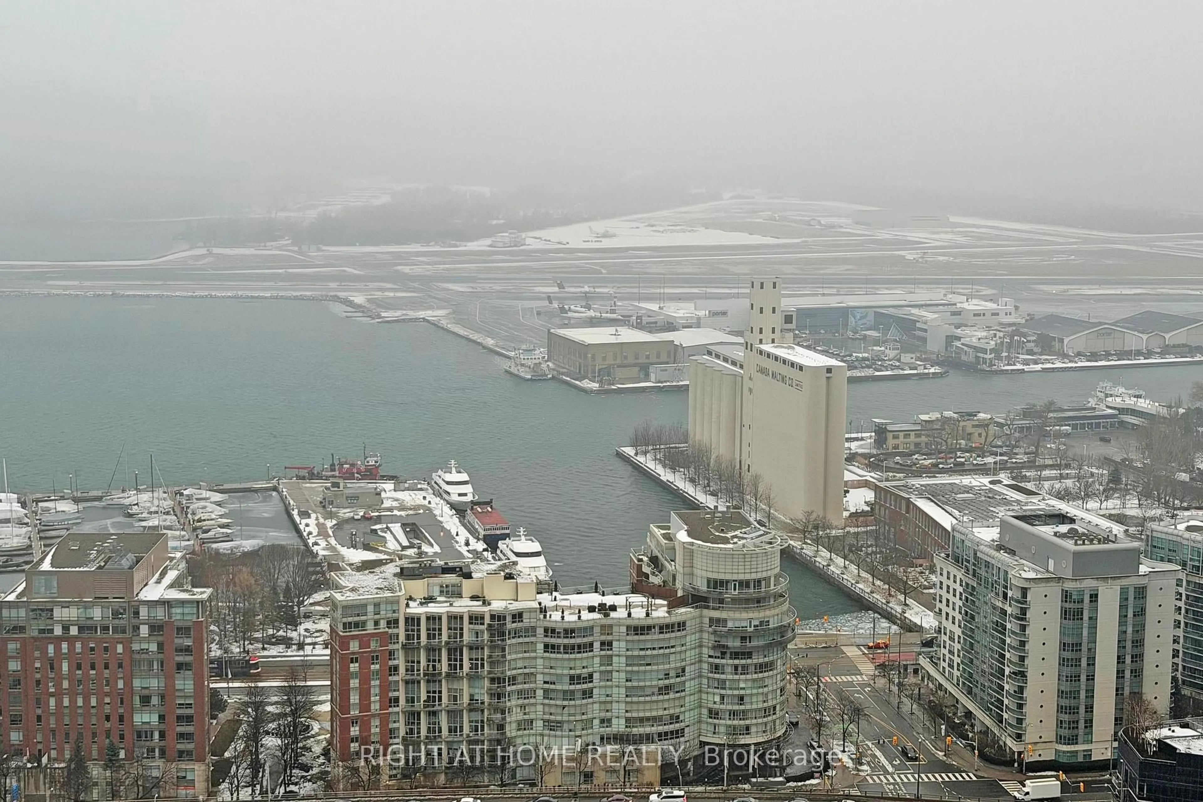 Blurry image for 21 Iceboat Terr #4309, Toronto Ontario M5V 4A9