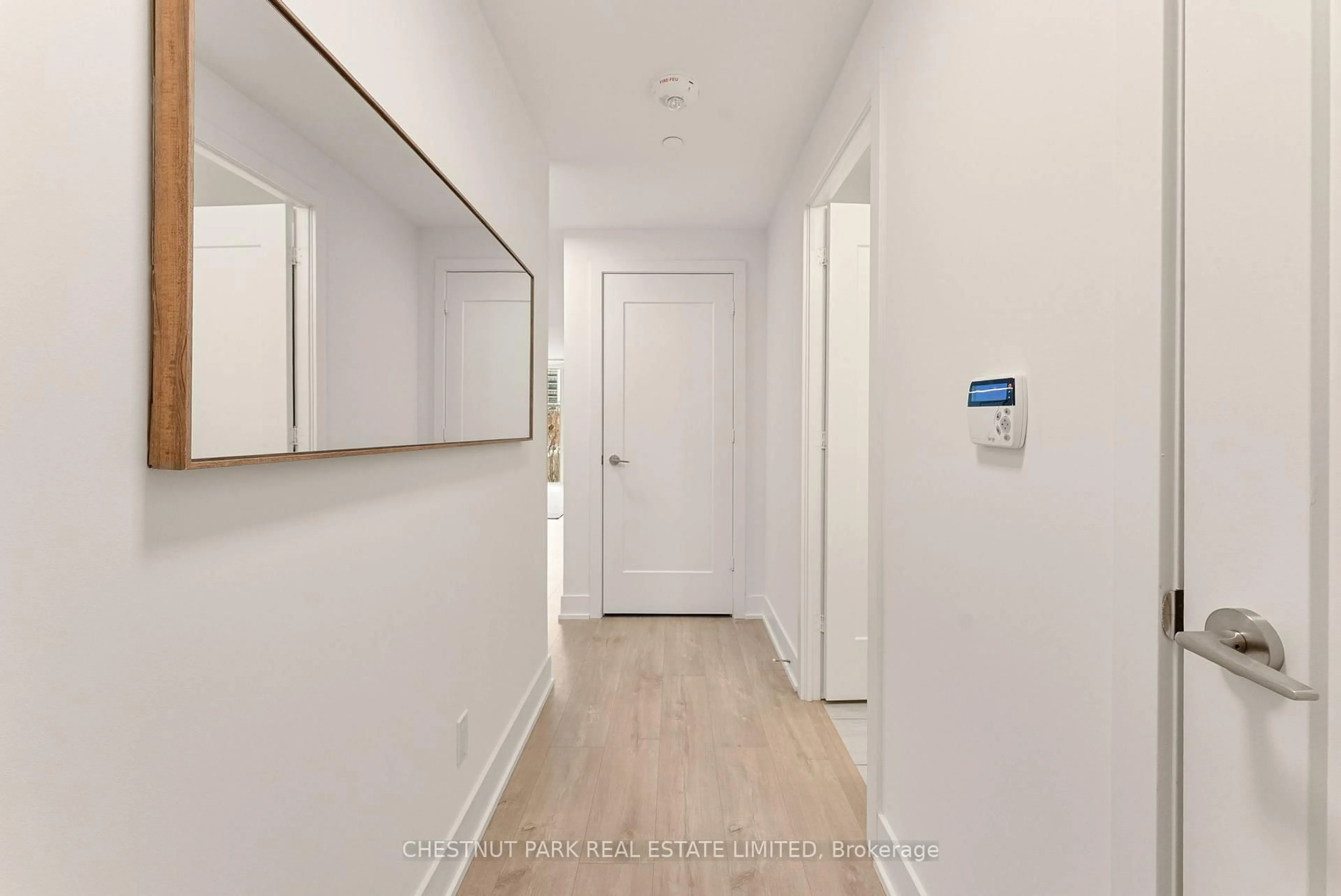 Indoor entryway for 1 Belsize Dr #314, Toronto Ontario M4S 0B9