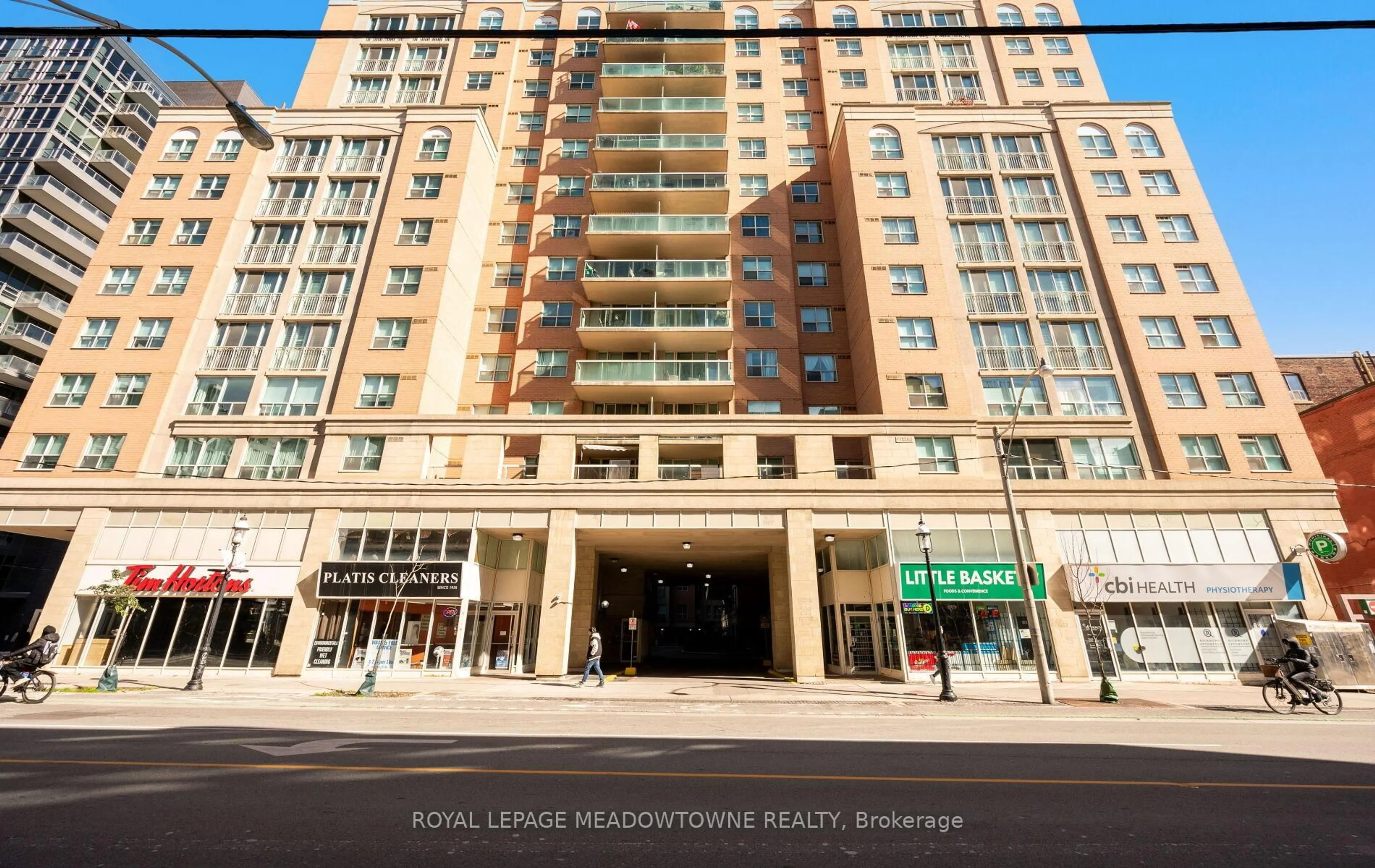 Indoor foyer for 313 Richmond St #156, Toronto Ontario M5A 4S7