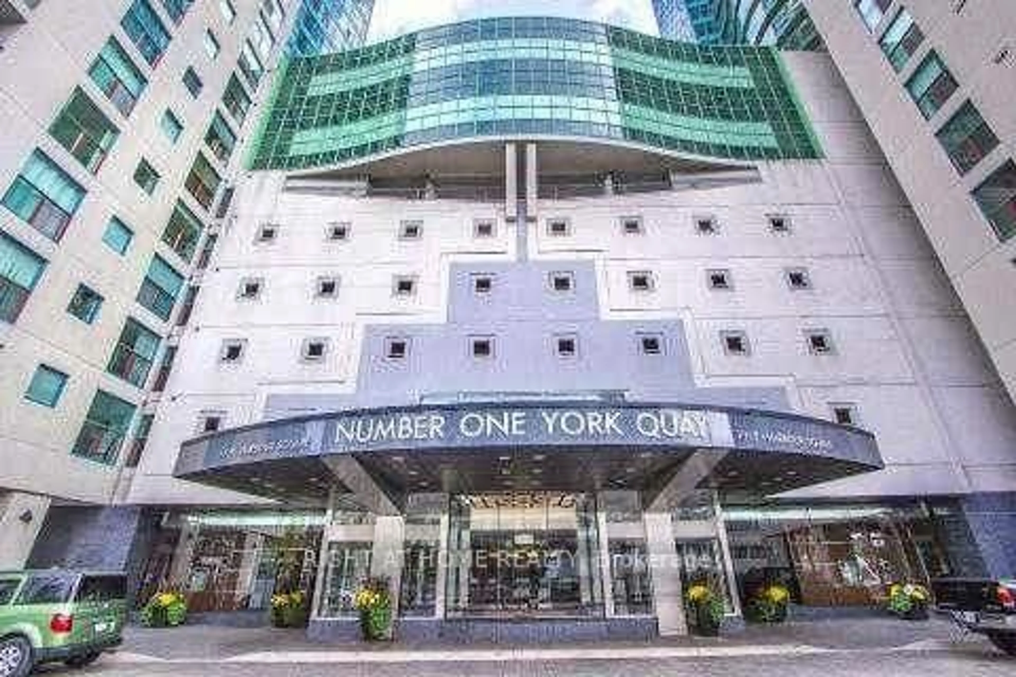 Lobby for 77 Harbour Sq #3803, Toronto Ontario M5J 2S2