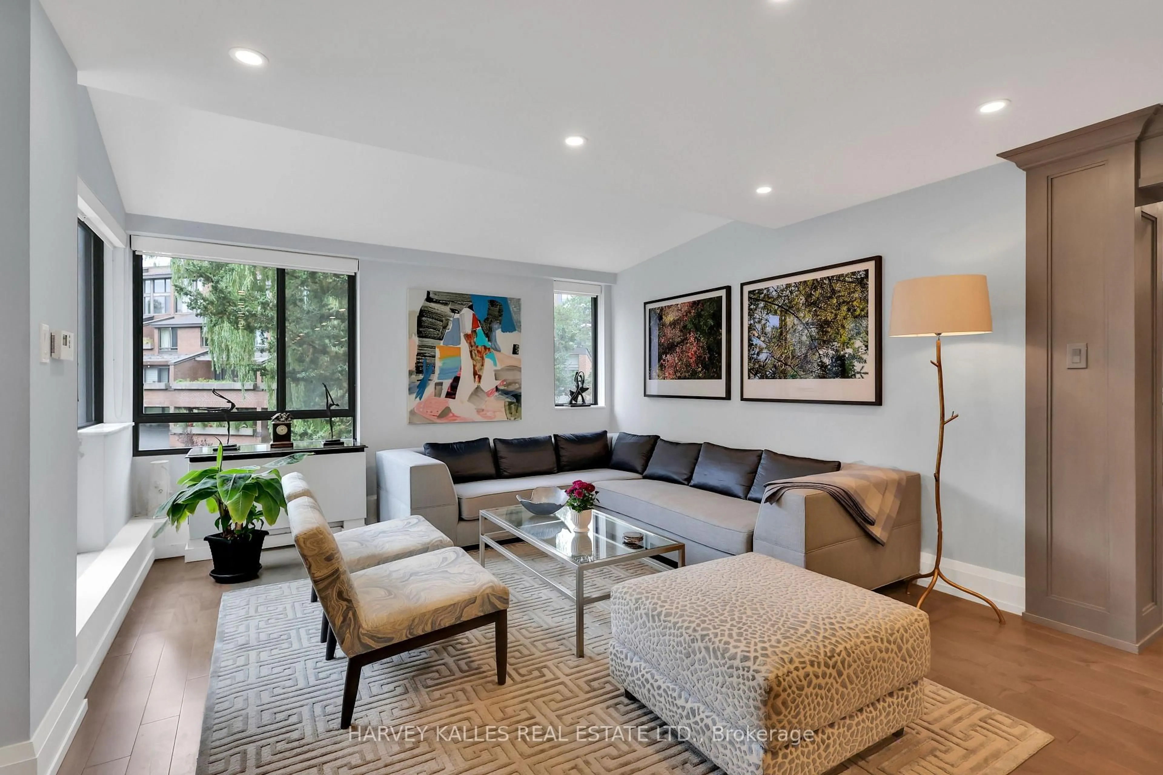 Living room with furniture, unknown for 40 Sylvan Valley Way #324-325, Toronto Ontario M5M 4M3