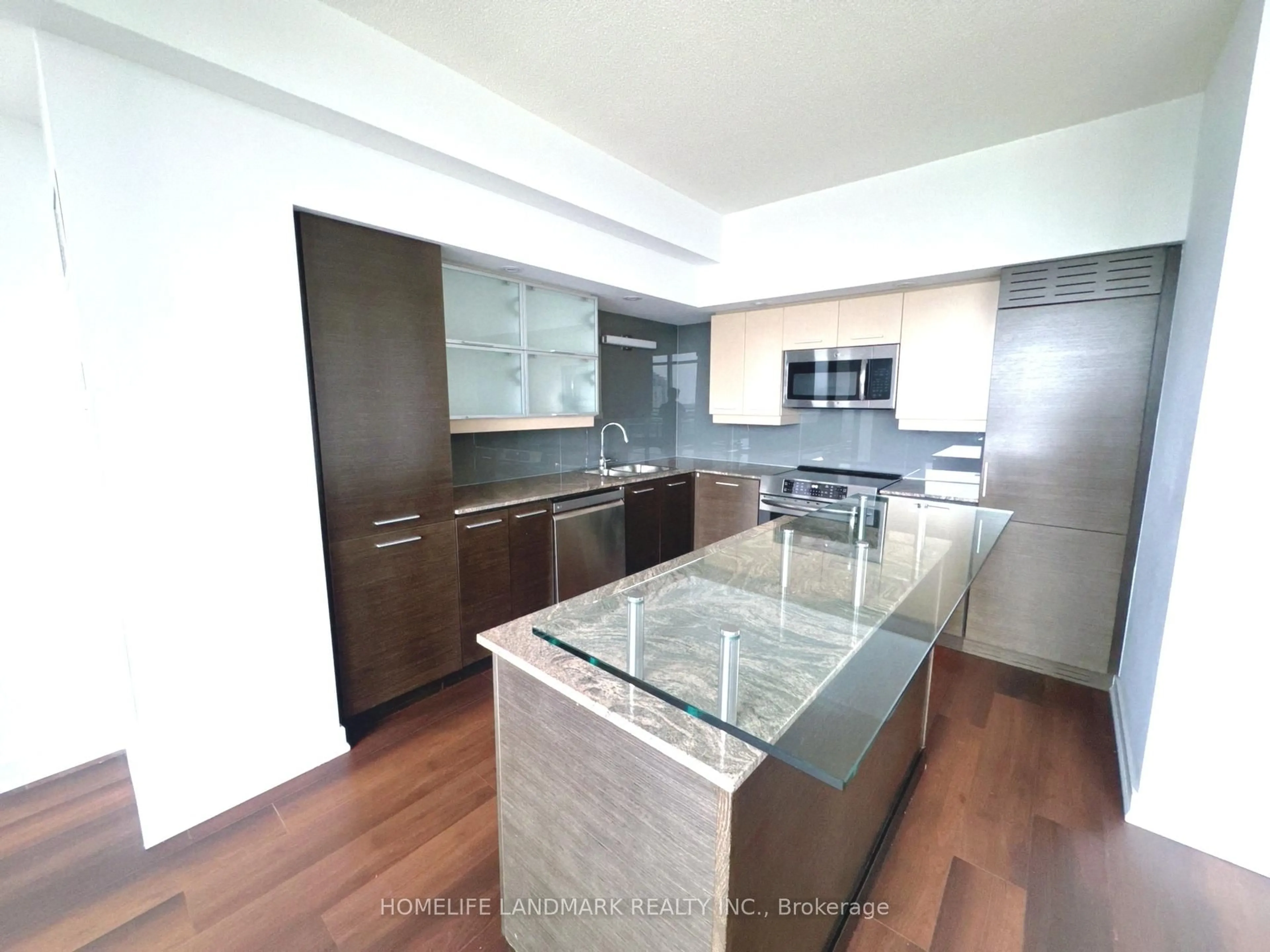 Open concept kitchen, unknown for 8 Telegram Mews #833, Toronto Ontario M5V 3Z5