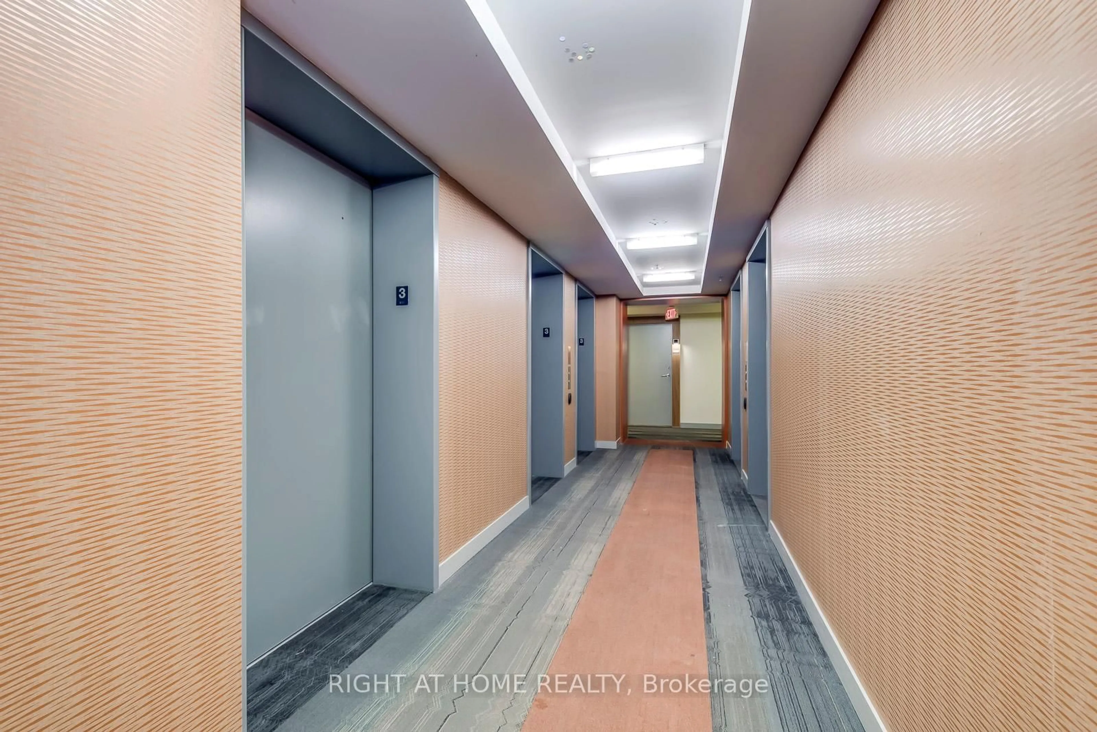 Indoor foyer for 295 Adelaide St #314, Toronto Ontario M5V 0L4