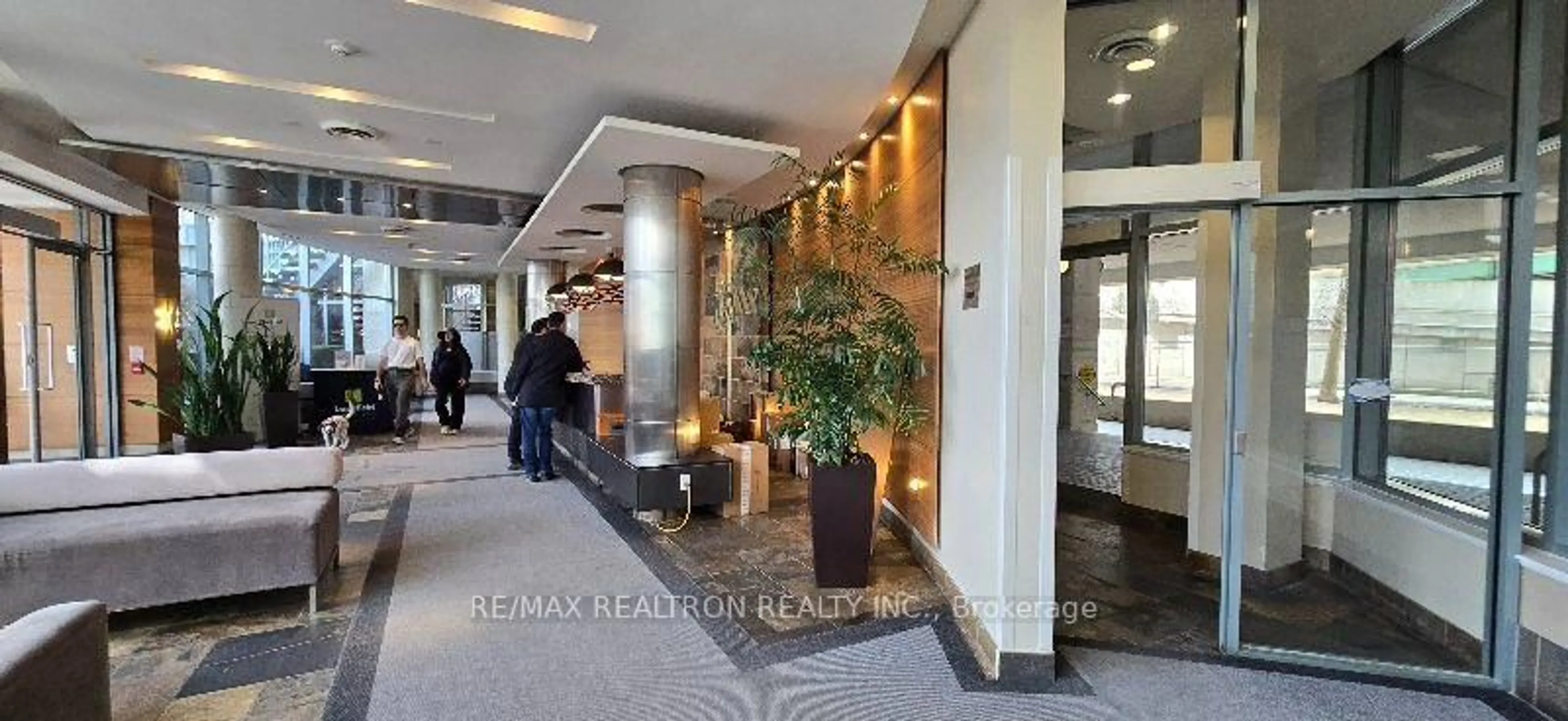 Lobby for 228 Queens Quay #306, Toronto Ontario M5J 2X1