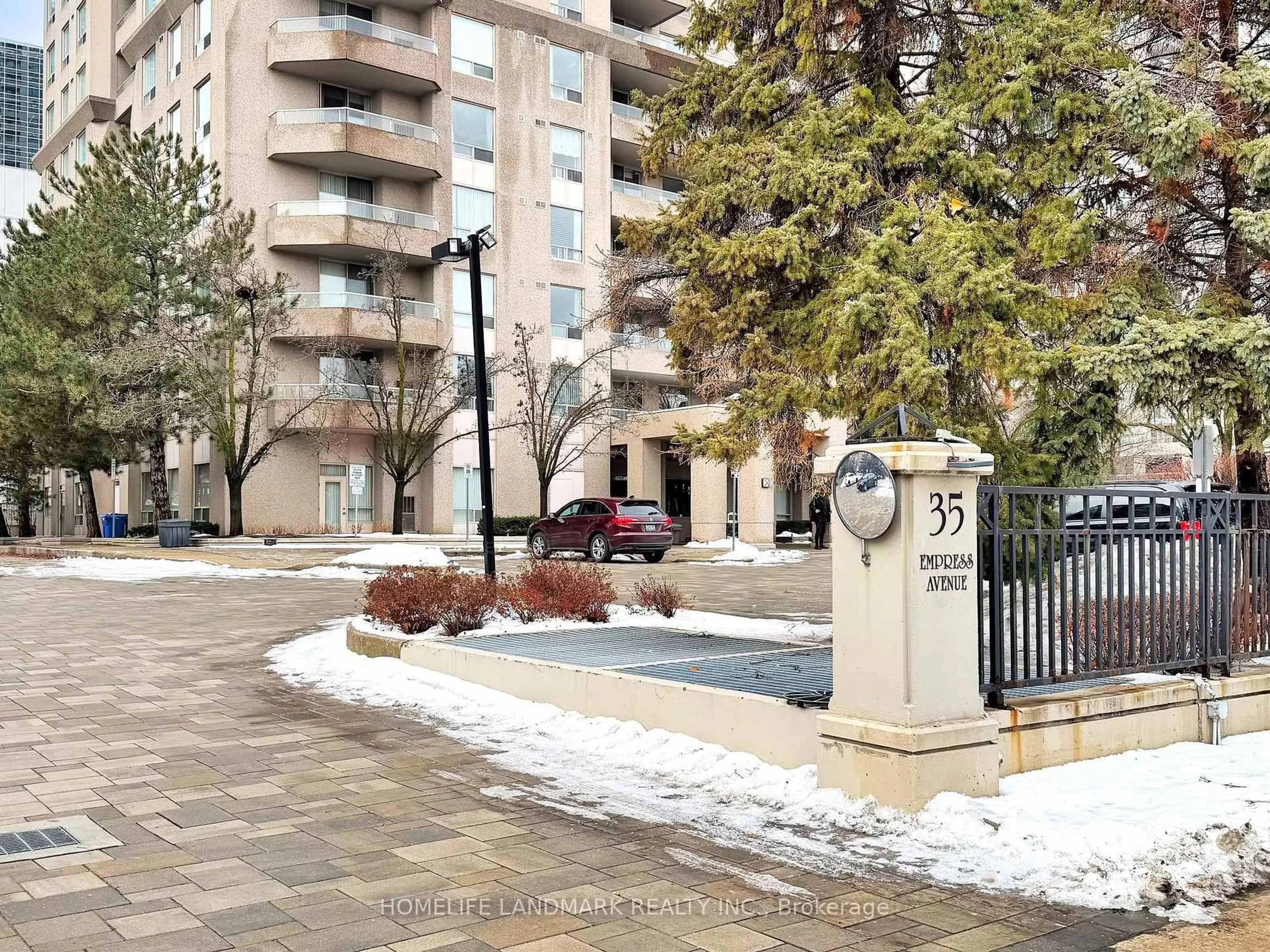 Patio, street for 35 Empress Ave #504, Toronto Ontario M2N 3T2