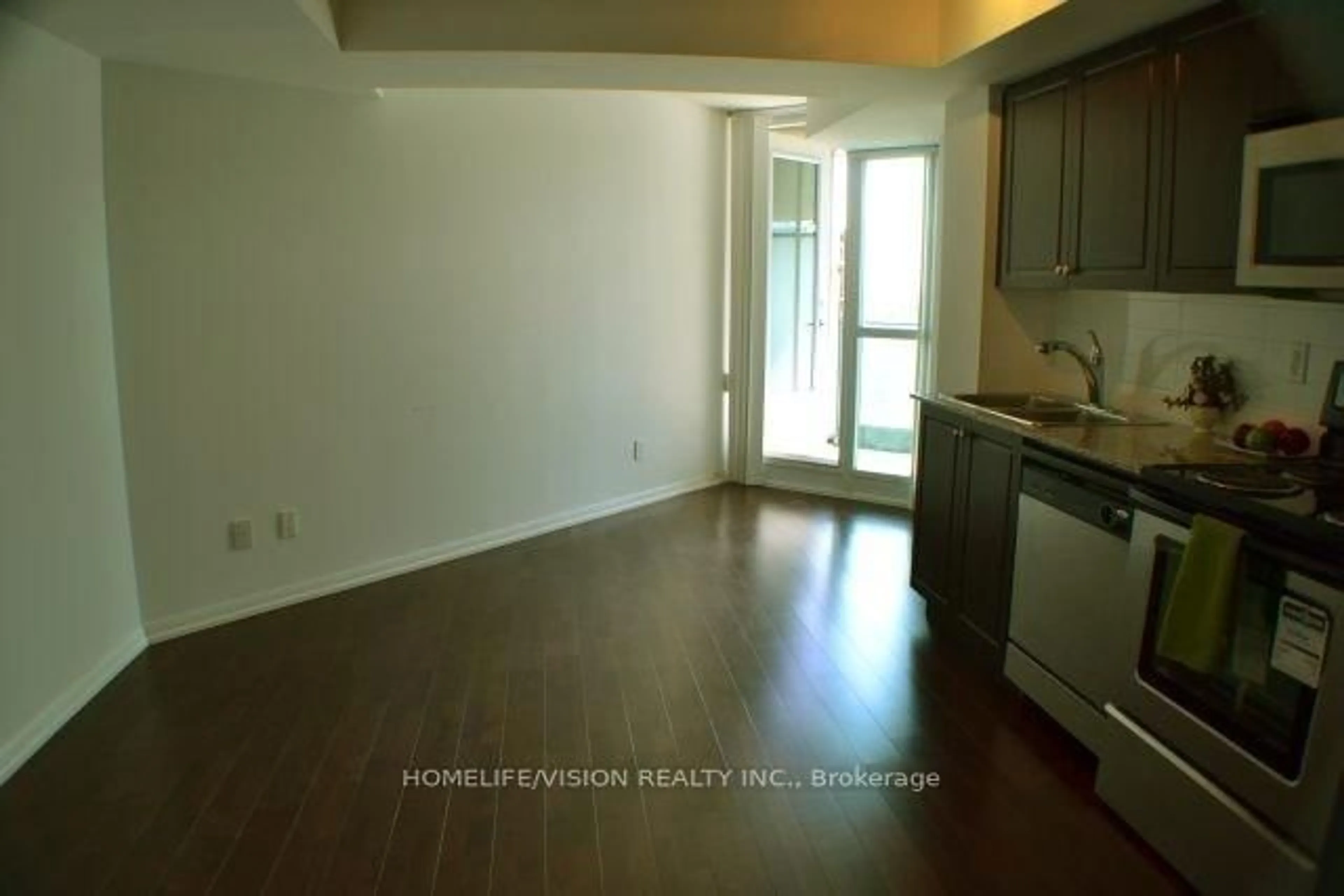 A pic of a room for 209 Fort York Blvd #1258, Toronto Ontario M5V 4A1