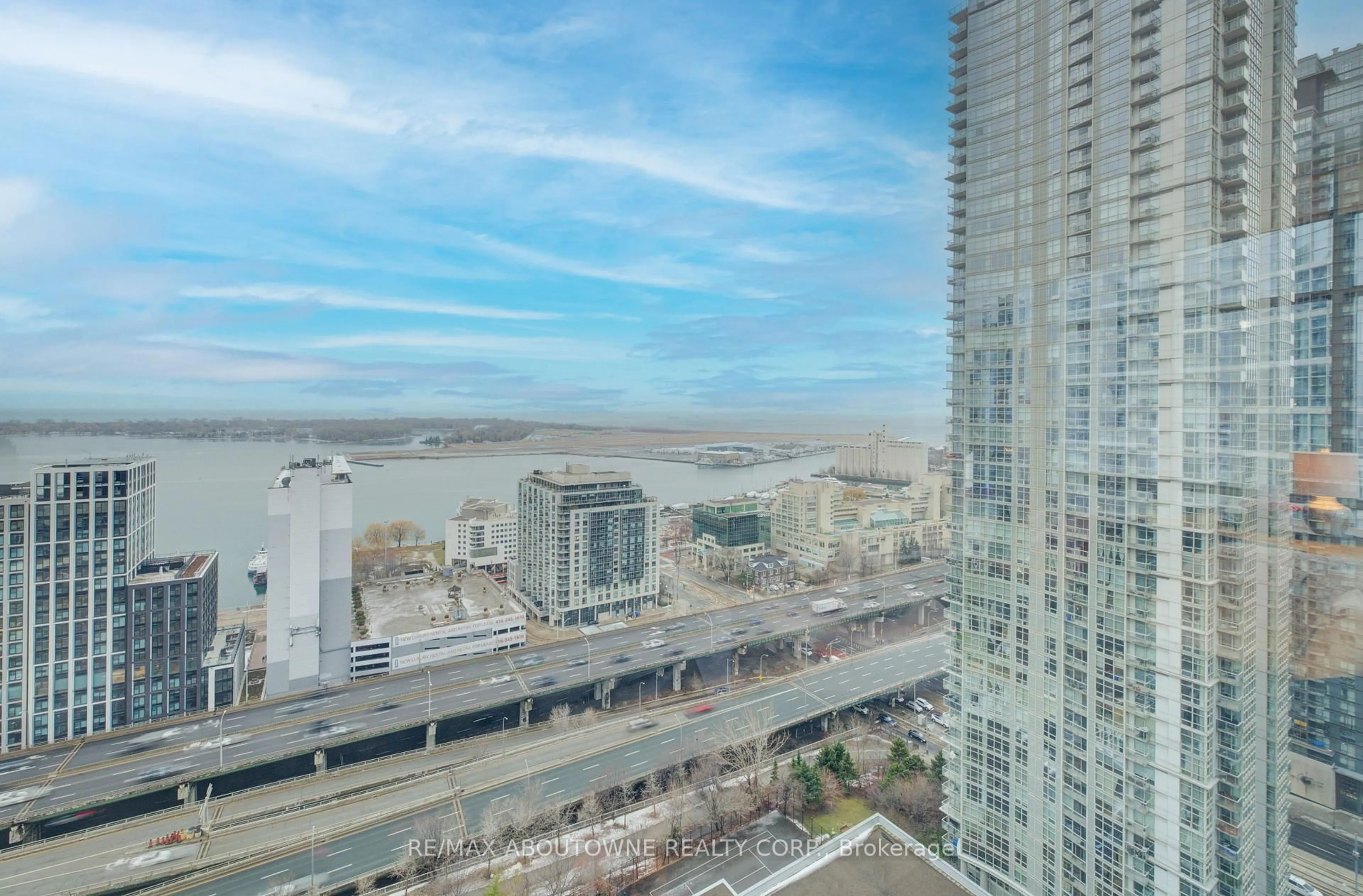 Unknown for 3 Navy Wharf Crt #Ph02, Toronto Ontario M5V 3V1