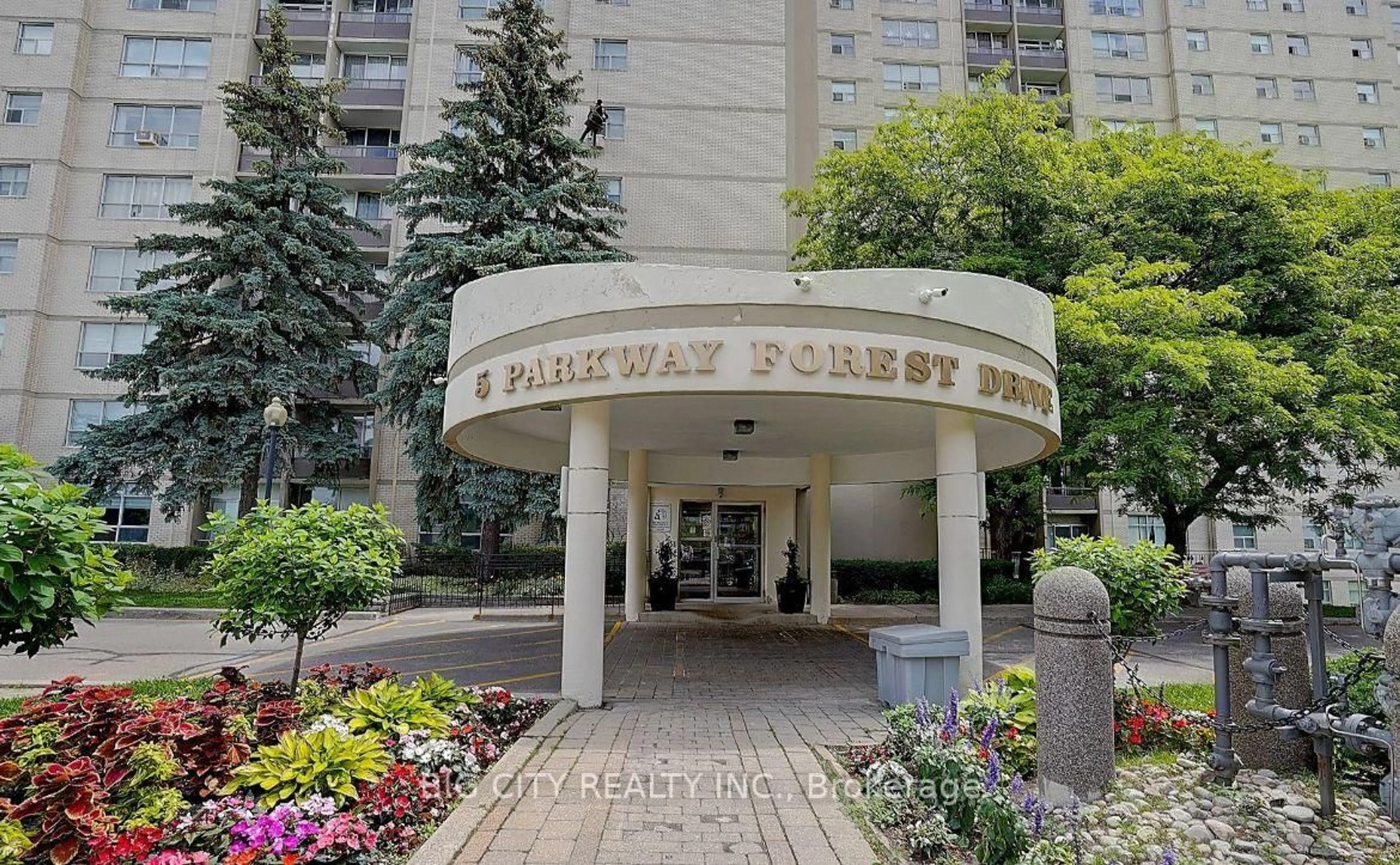 Indoor foyer for 5 Parkway Forest Dr #1209, Toronto Ontario M2J 1L2