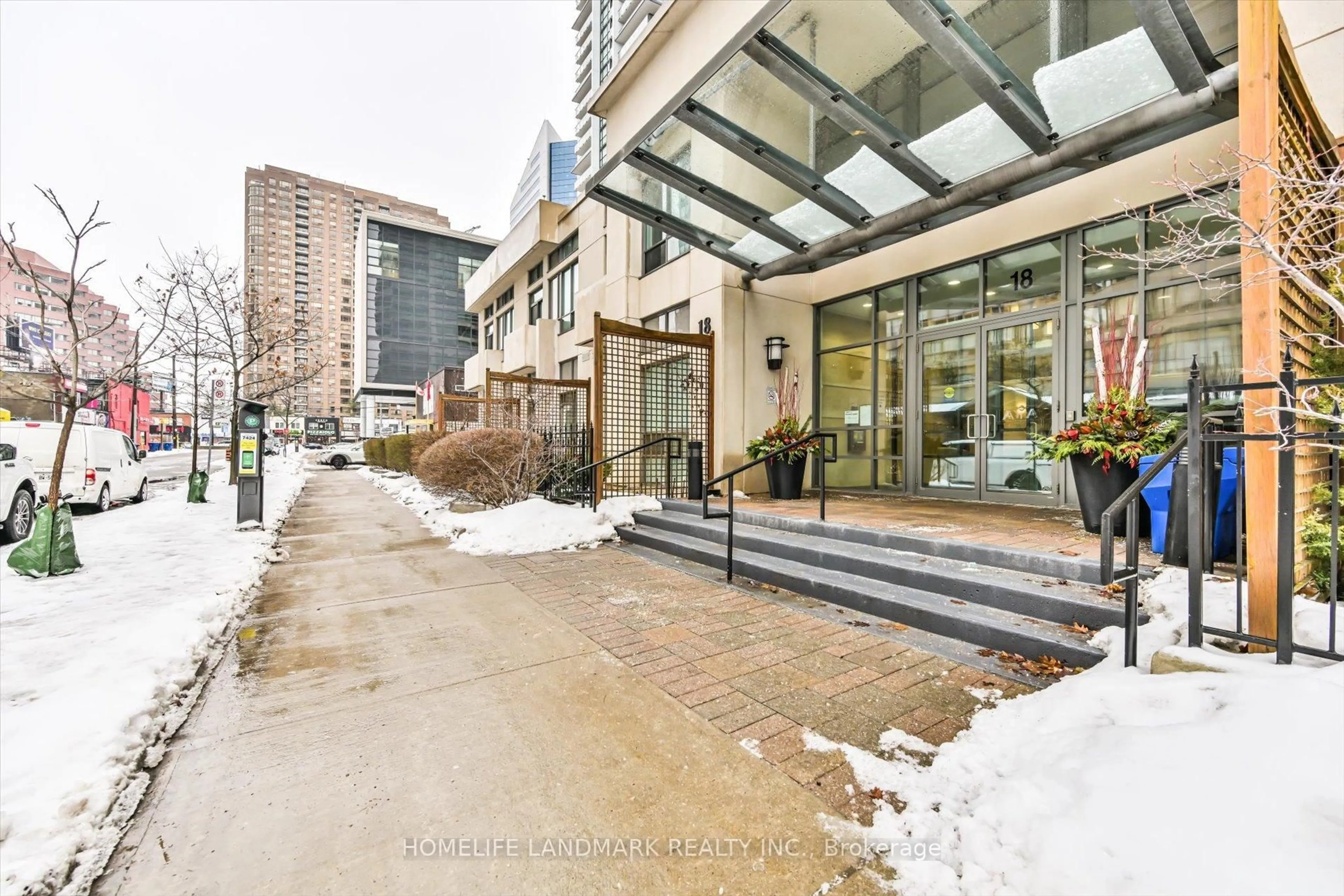 Indoor foyer for 18 Spring Garden Ave #2311, Toronto Ontario M2N 7M2