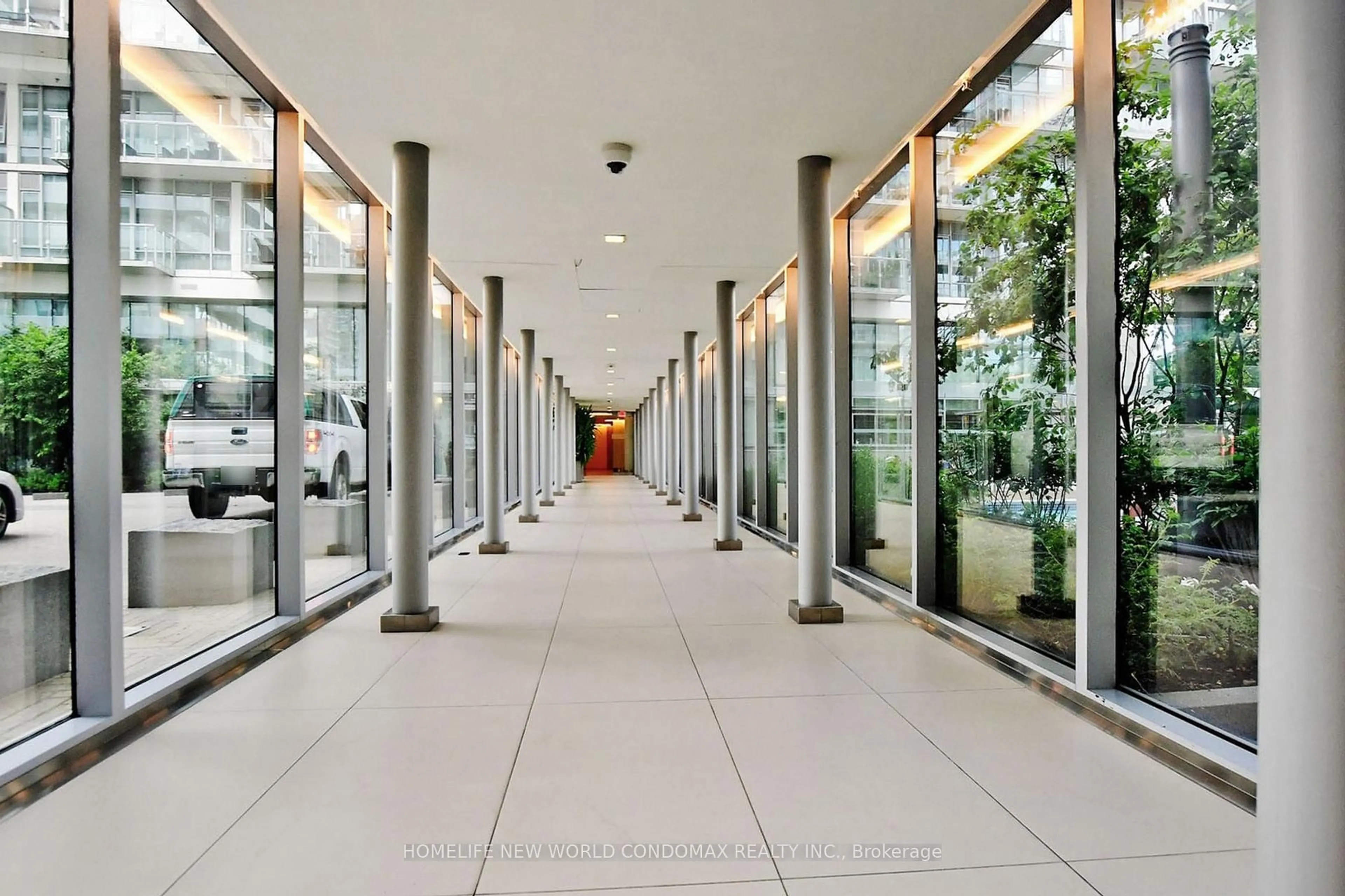 Indoor foyer for 15 Queens Quay #1201, Toronto Ontario M5E 0A4