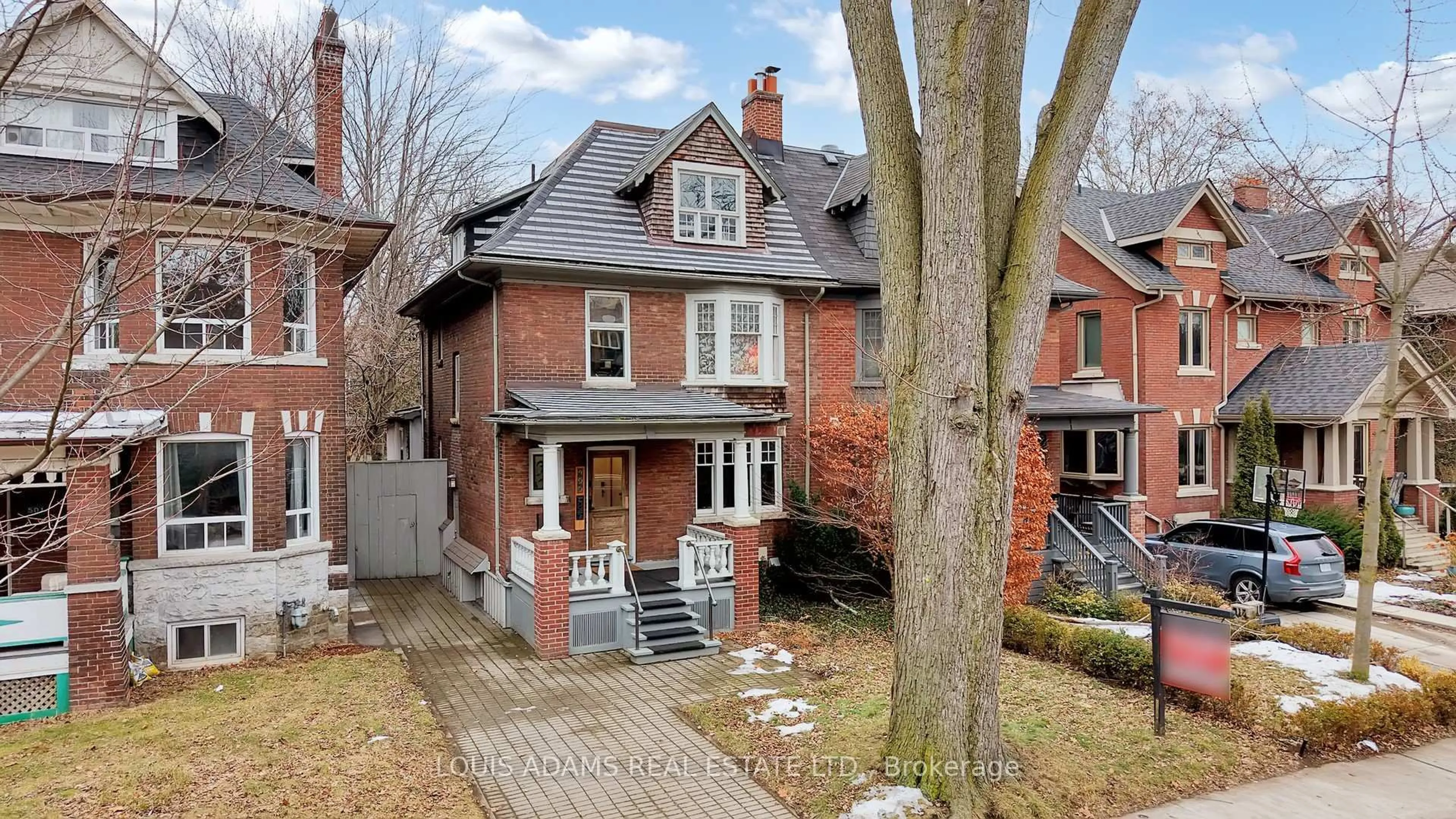 Home with brick exterior material, street for 499 Palmerston Blvd, Toronto Ontario M6G 2P2