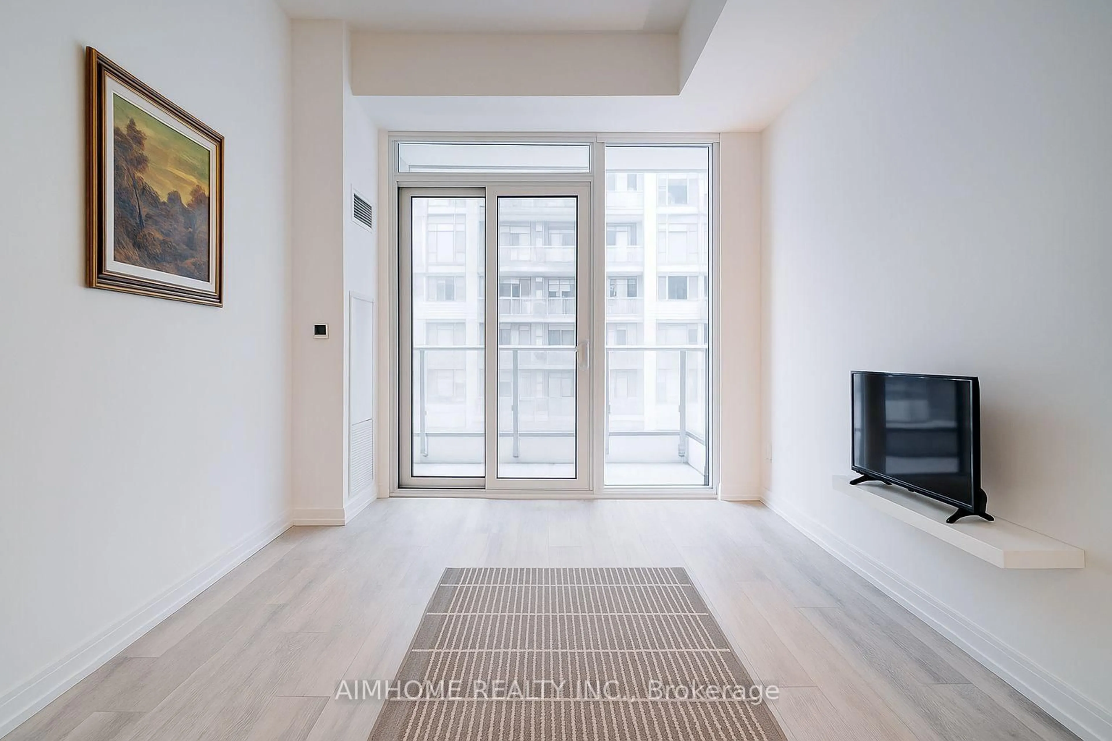 Indoor foyer for 70 Princess St #1723, Toronto Ontario M5A 0X6