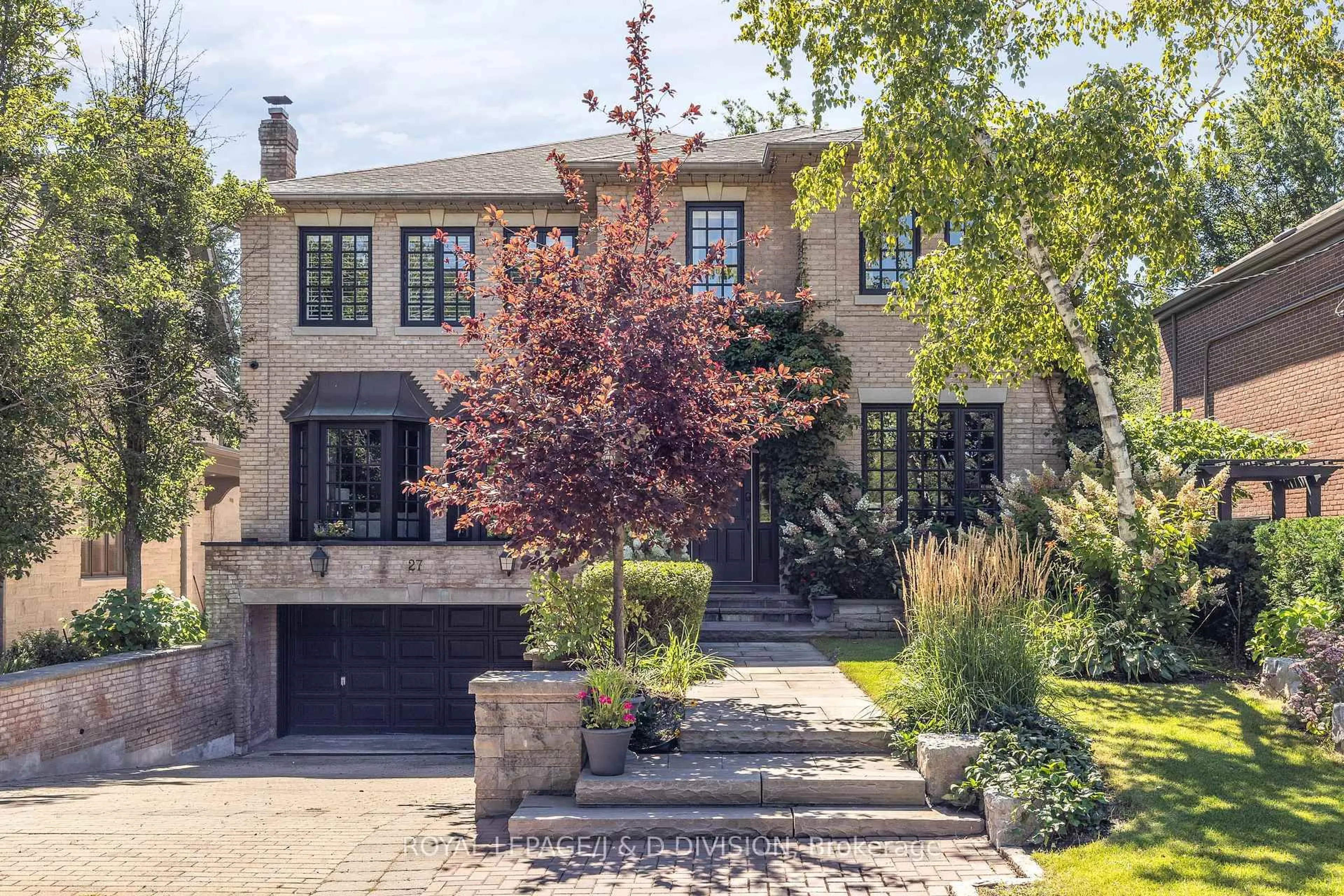 Home with brick exterior material, street for 27 Bayview Wood, Toronto Ontario M4N 1R8