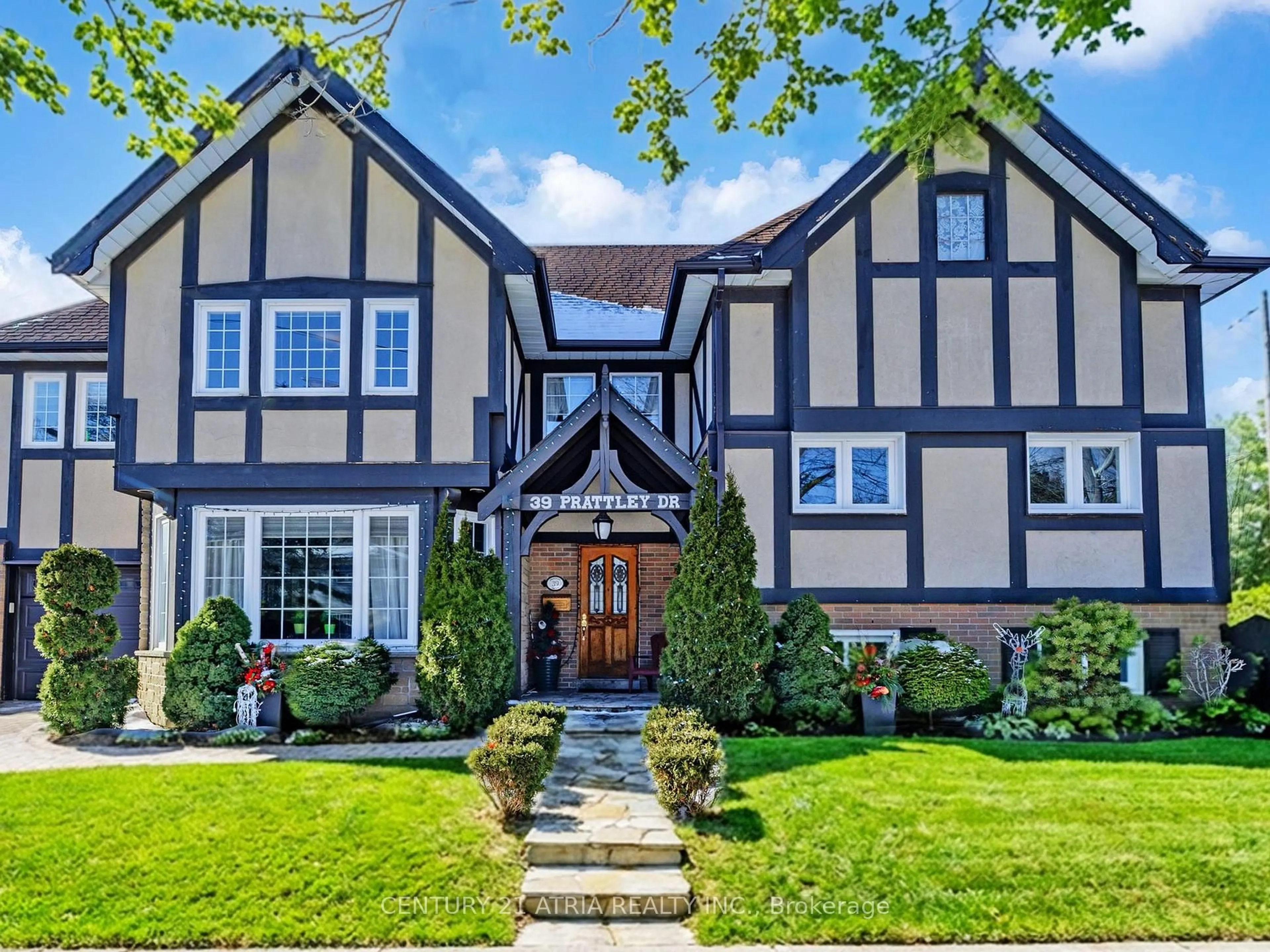 Home with brick exterior material, street for 39 Prattley Dr, Toronto Ontario M2J 2K1