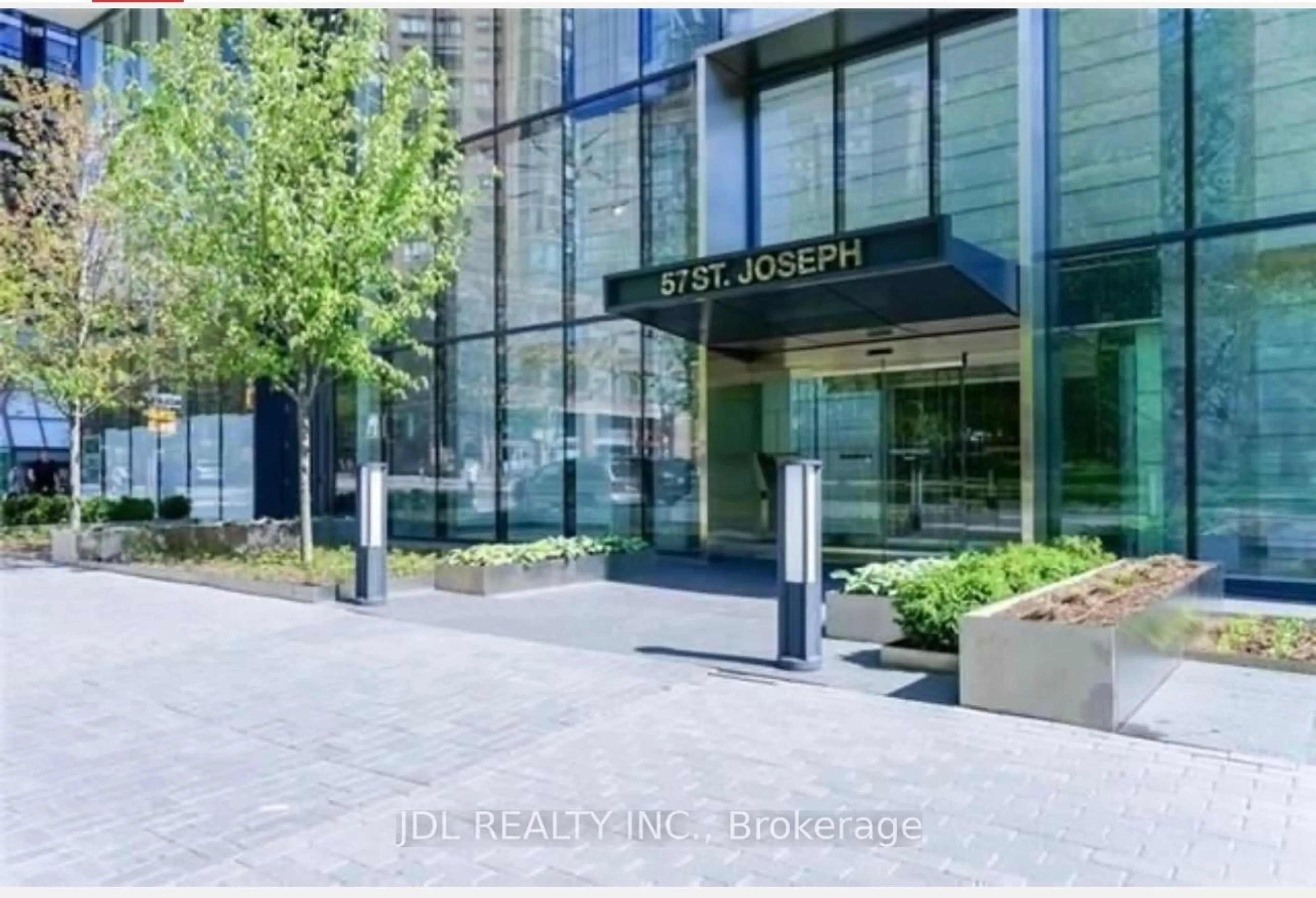 Indoor foyer for 57 St Joseph St #2208, Toronto Ontario M5S 0C5