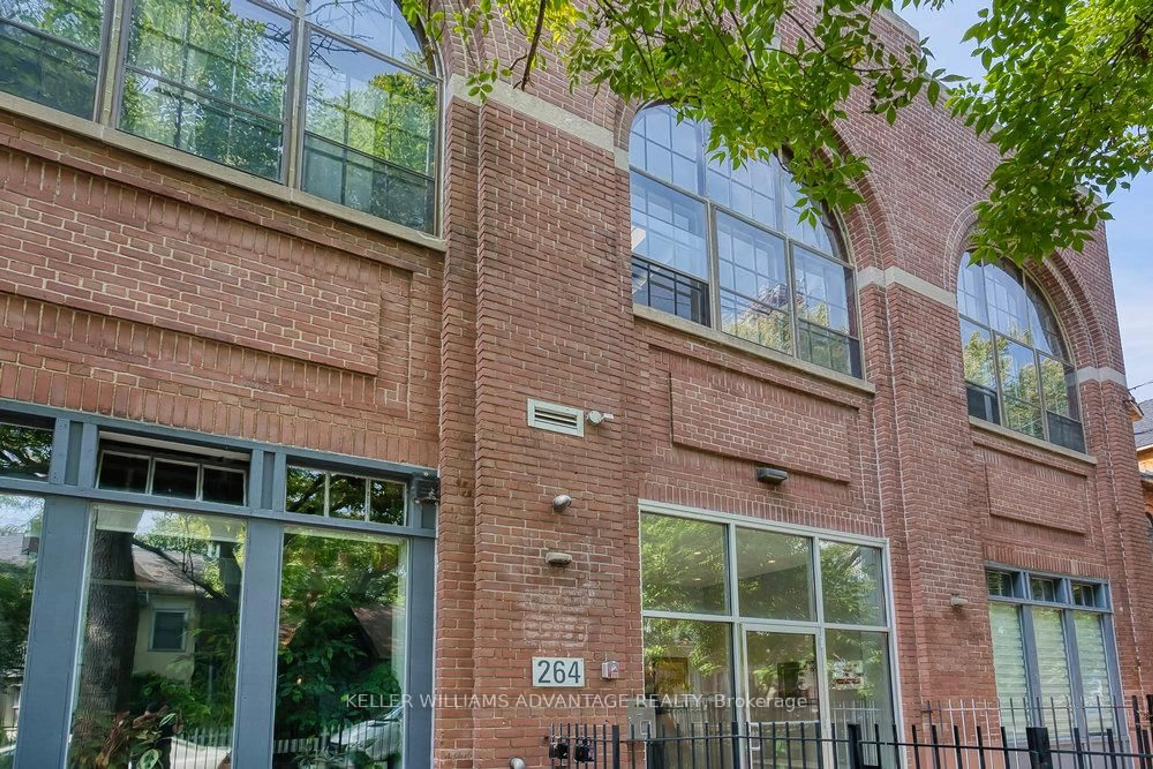 Home with brick exterior material, building for 264 Seaton St #206, Toronto Ontario M5A 2T4