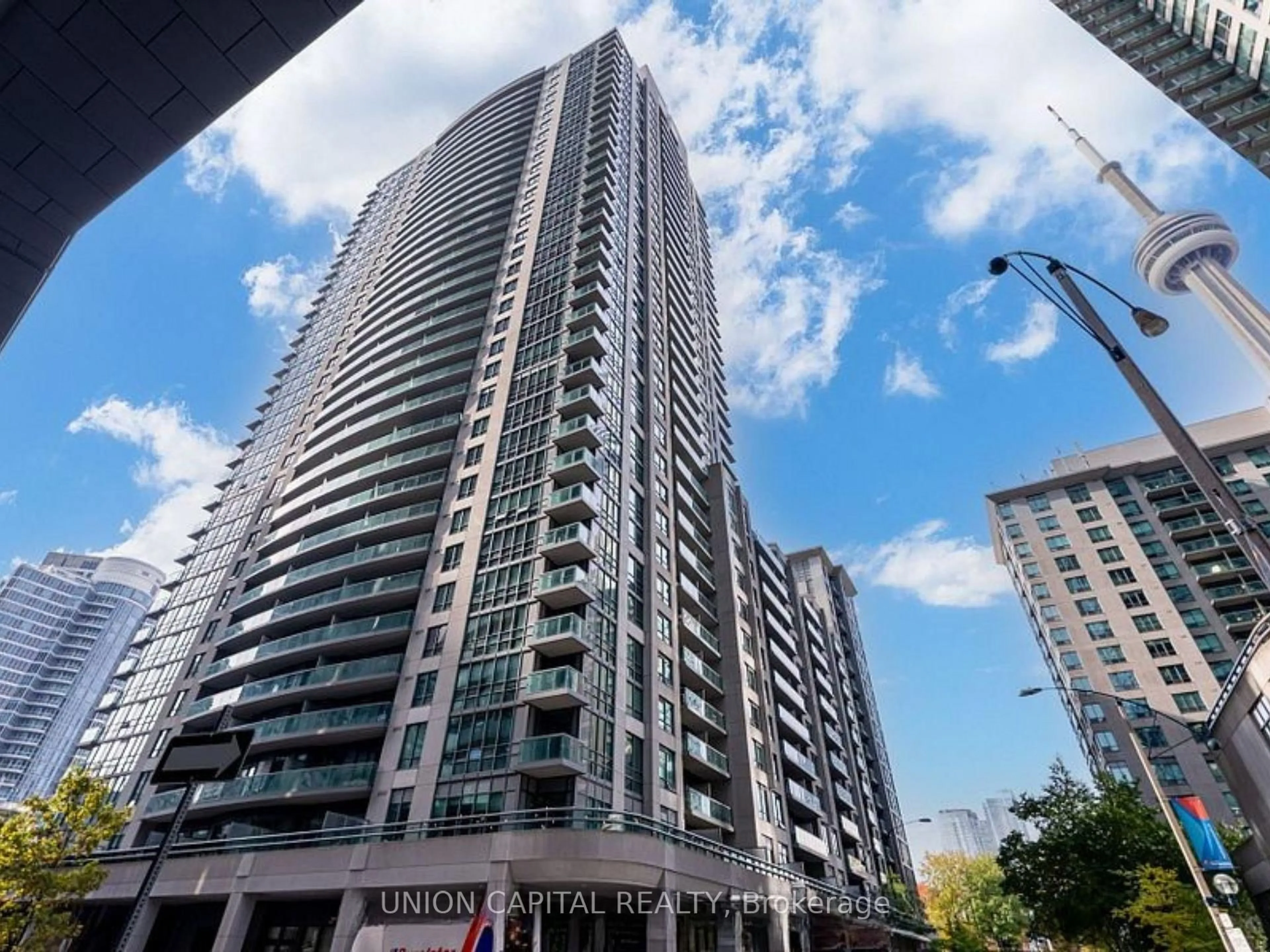 Unknown for 19 Grand Trunk Cres #1007, Toronto Ontario M5J 3A3