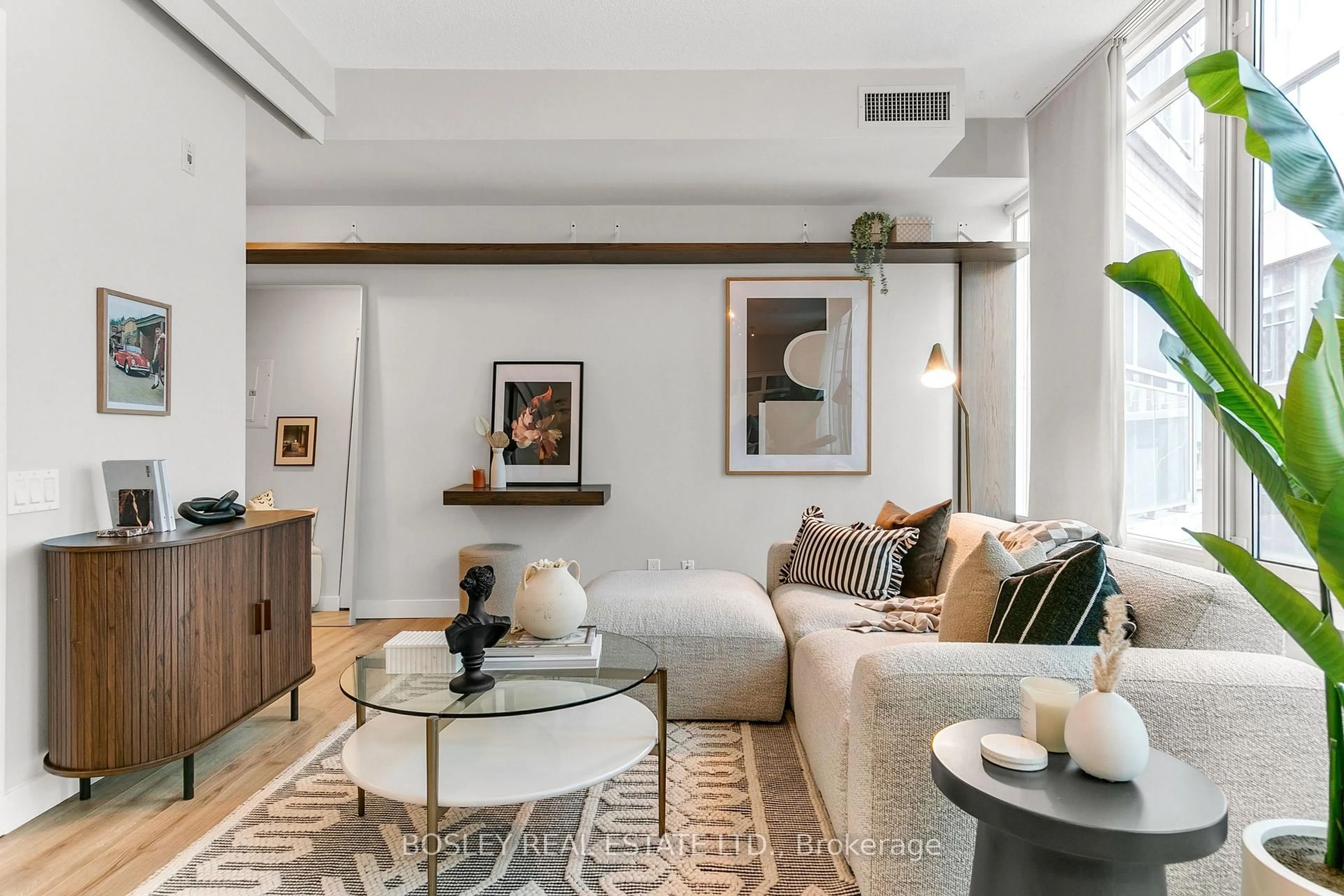 Living room with furniture, unknown for 50 Camden St #708, Toronto Ontario M5V 3N1