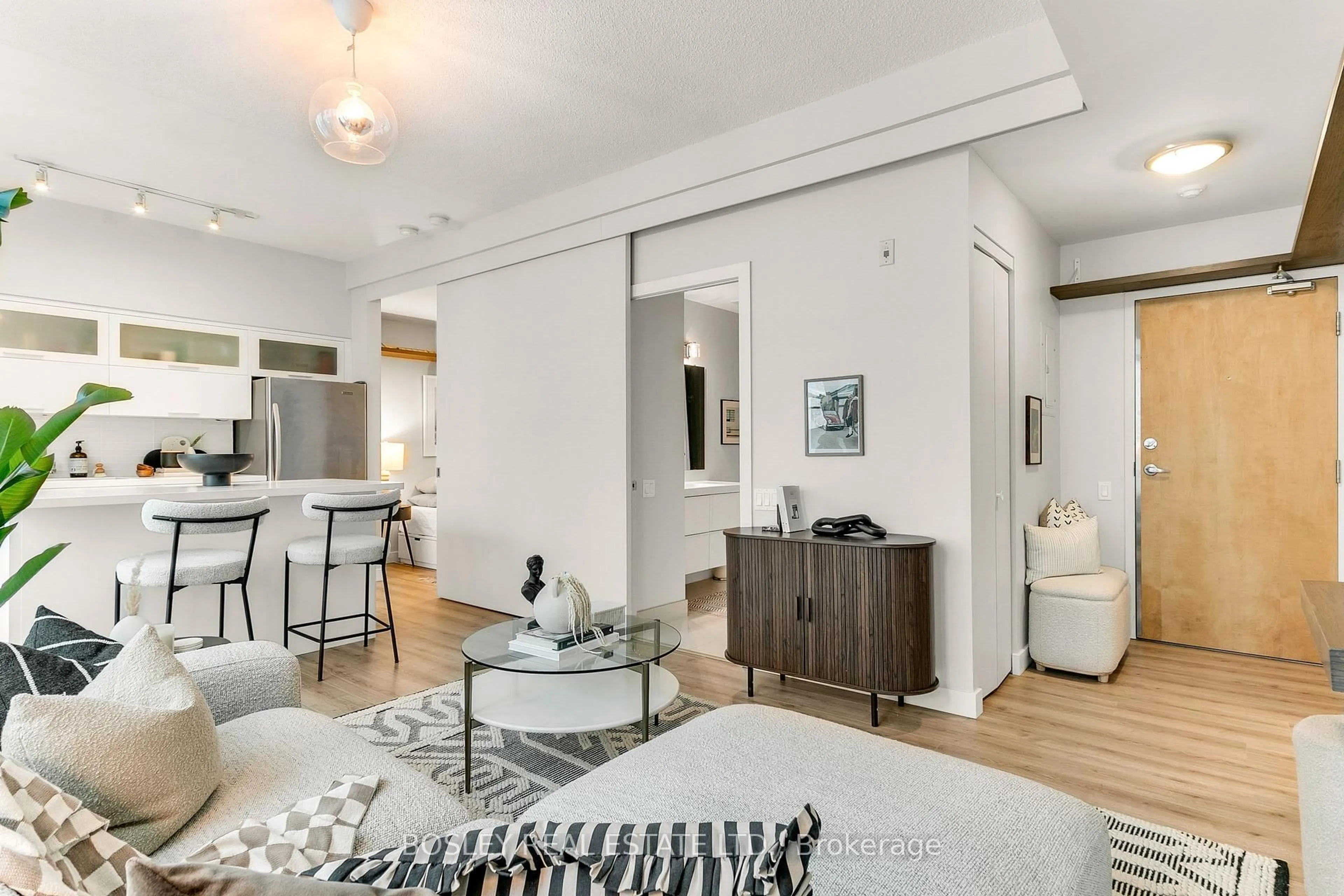 Living room with furniture, unknown for 50 Camden St #708, Toronto Ontario M5V 3N1