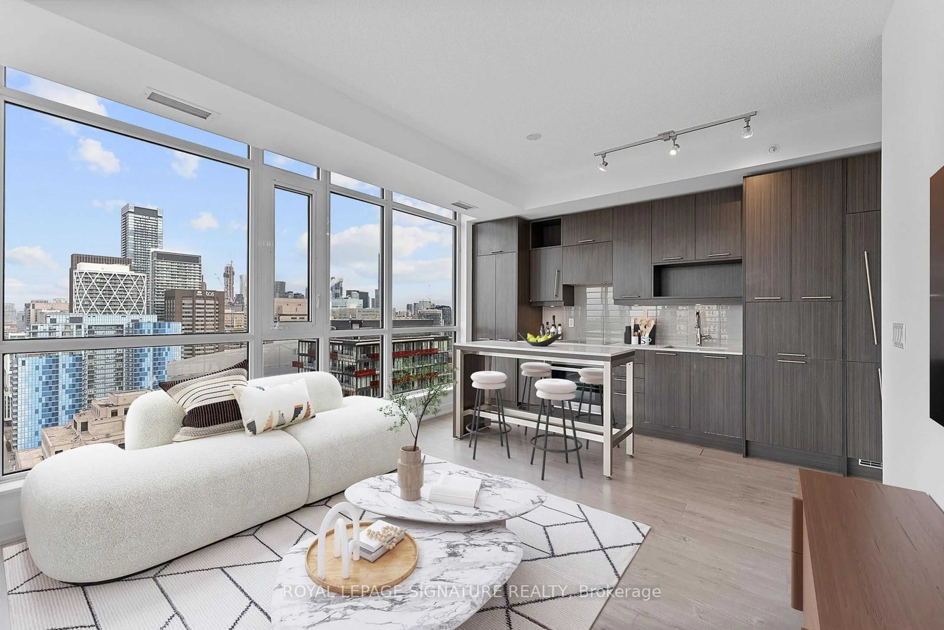 Open concept kitchen, unknown for 199 Richmond St #2906, Toronto Ontario M5V 0H4