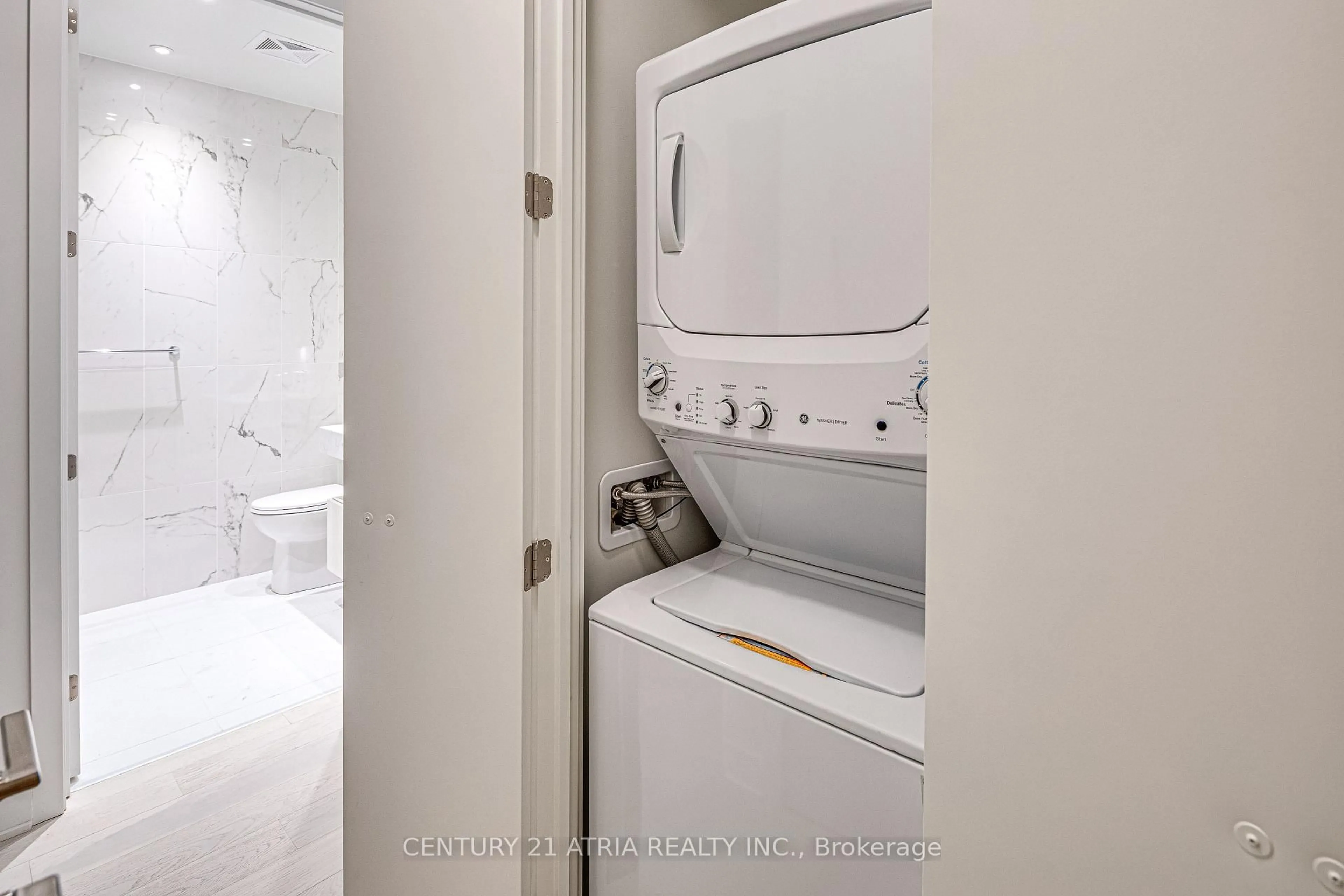 Laundry room for 11 Yorkville Ave #6303, Toronto Ontario M4W 0B7