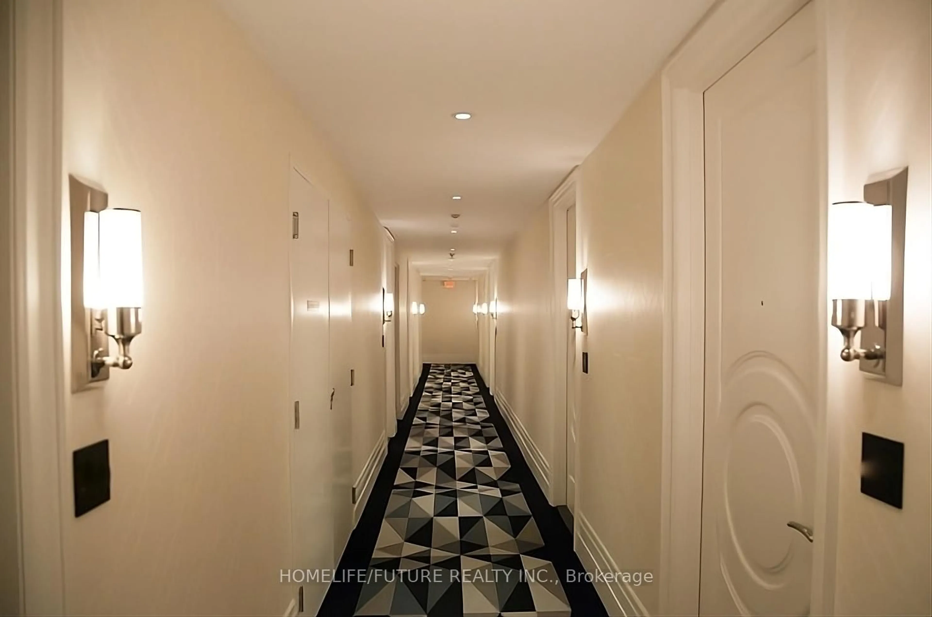 Indoor foyer for 88 Blue Jays Way #1308, Toronto Ontario M5G 2G3